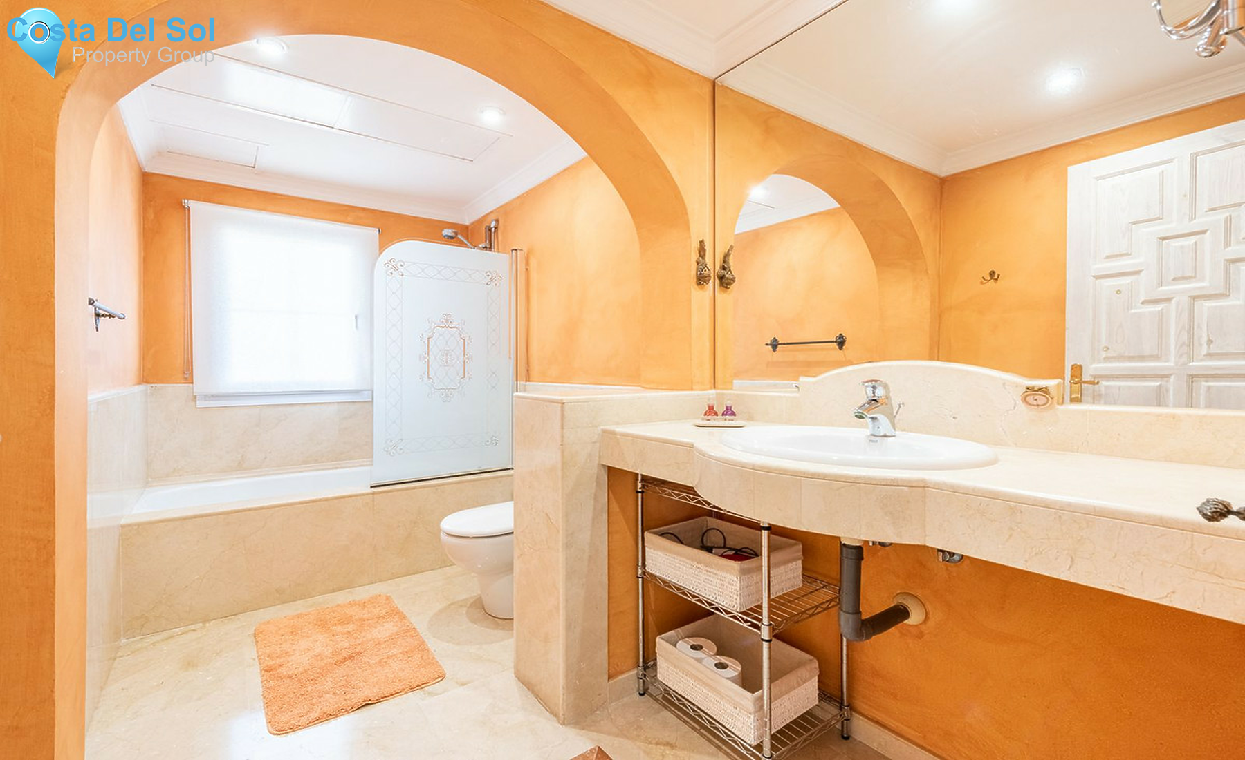 House in Nueva Andalucía-1409502