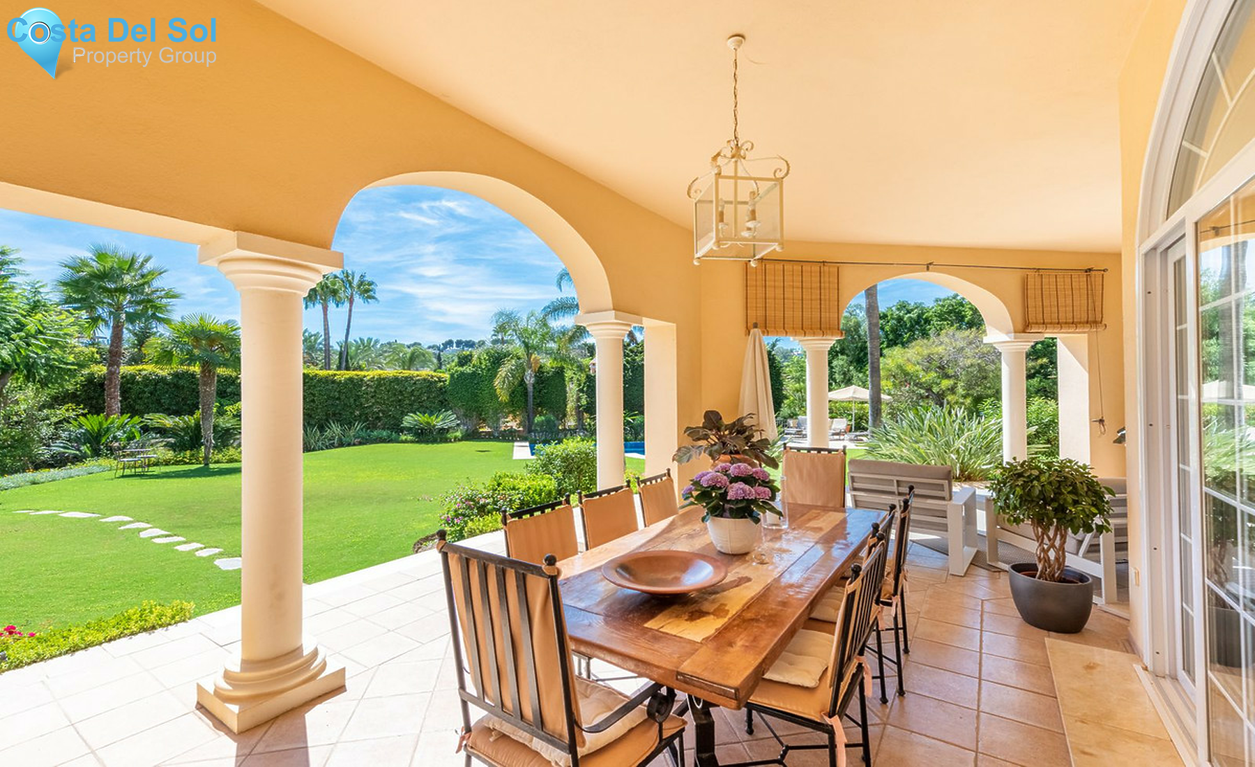 House in Nueva Andalucía-1409492