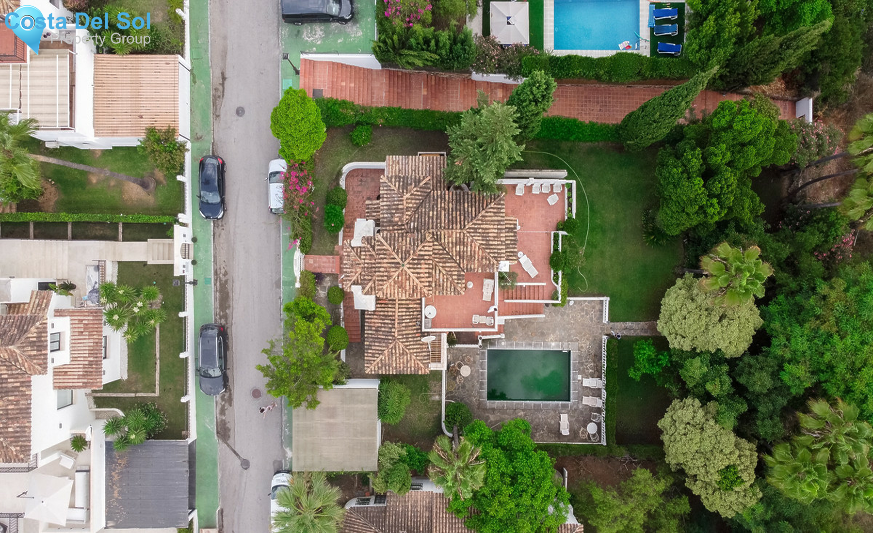 House in Nueva Andalucía-1433011