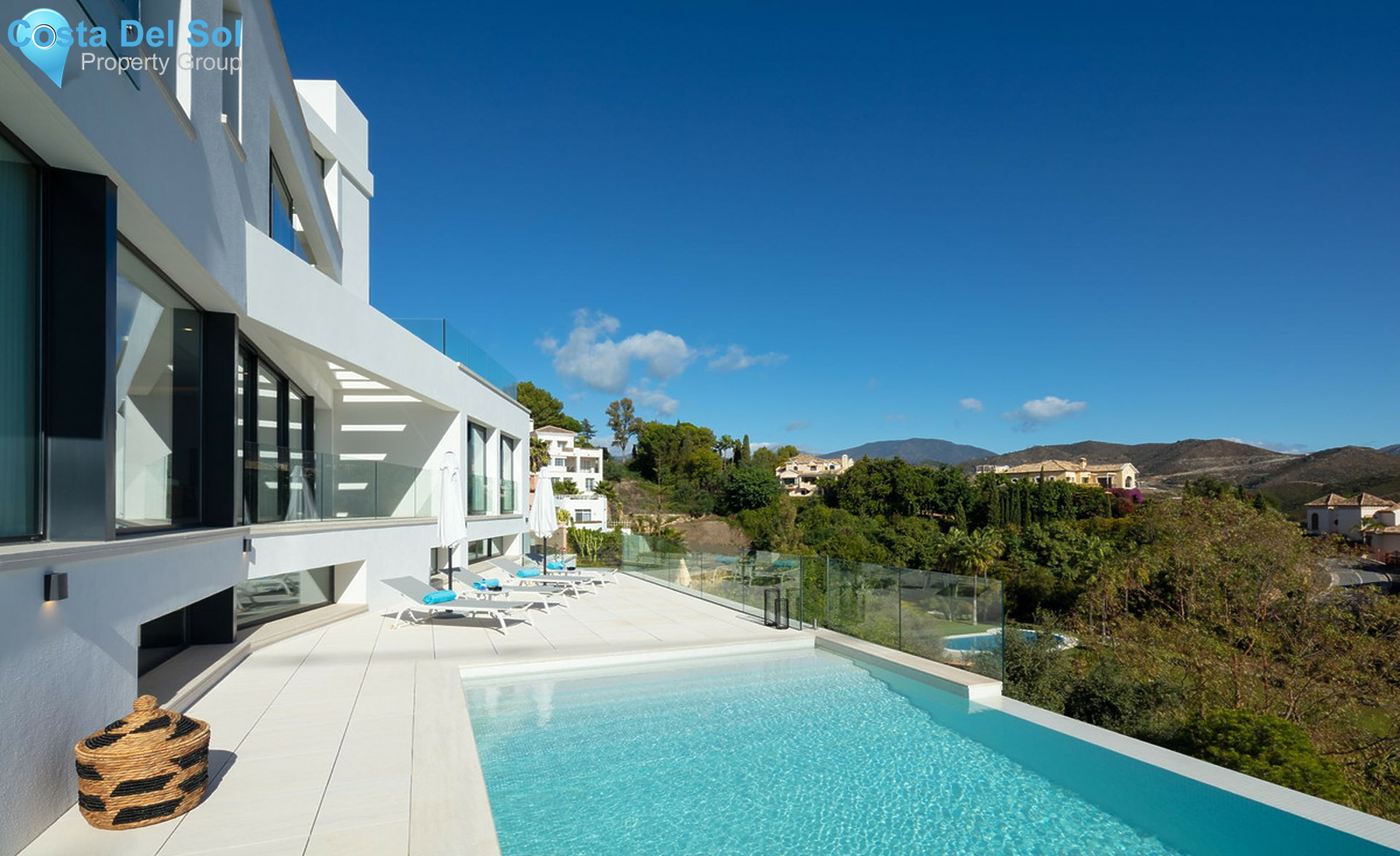 House in Nueva Andalucía-1523461