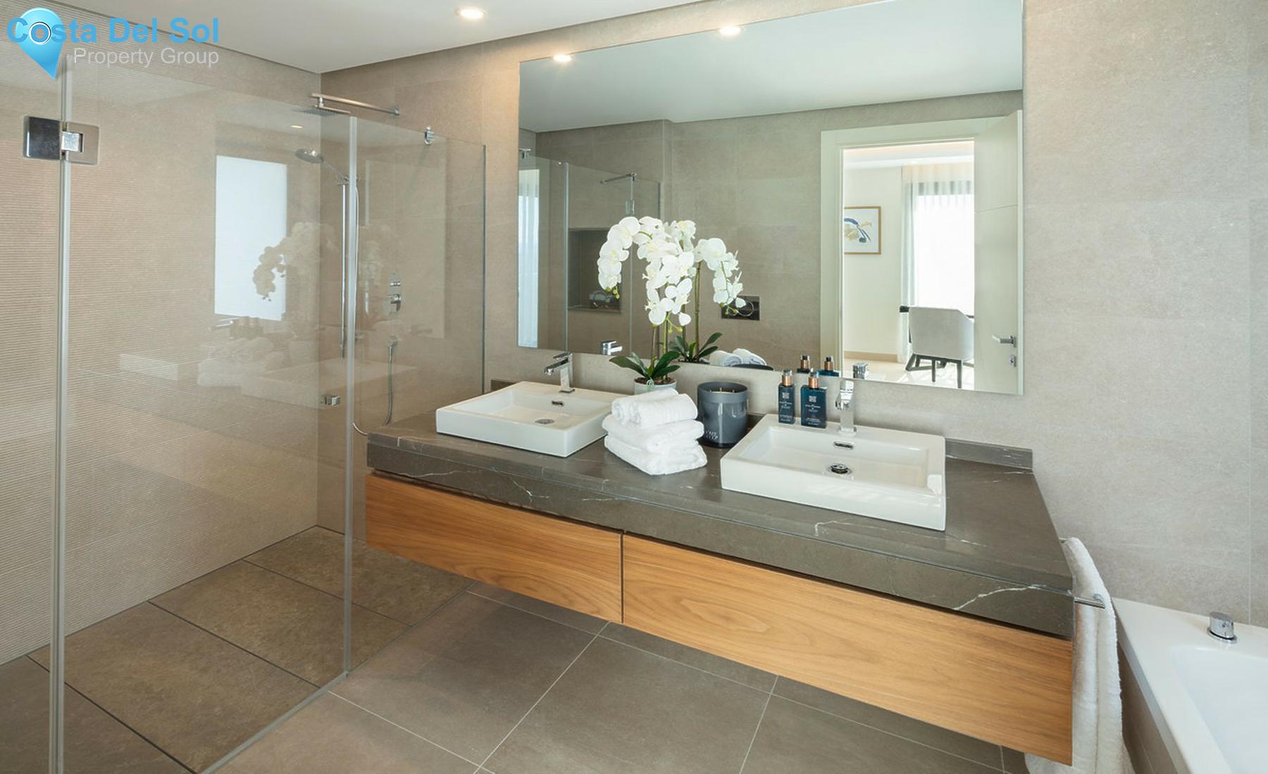 House in Nueva Andalucía-1523469