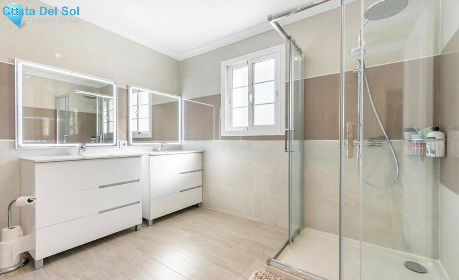 House in Nueva Andalucía-1525769