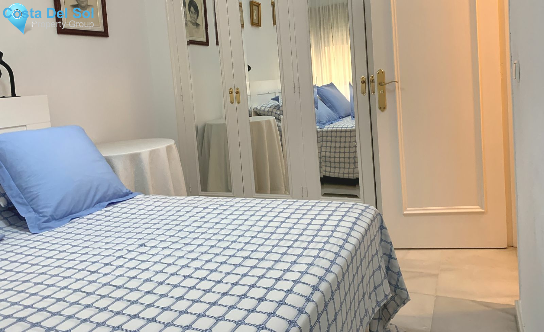 Middle Floor Apartment in Estepona-1395028