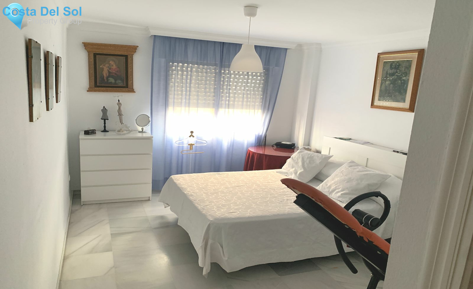 Middle Floor Apartment in Estepona-1395032