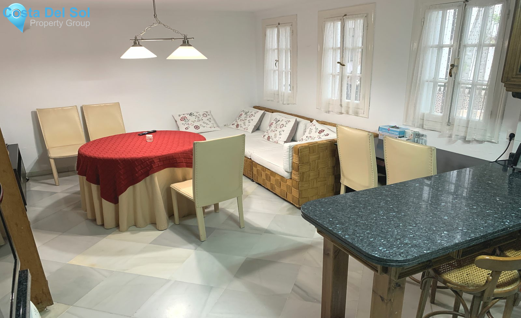 Middle Floor Apartment in Estepona-1395020