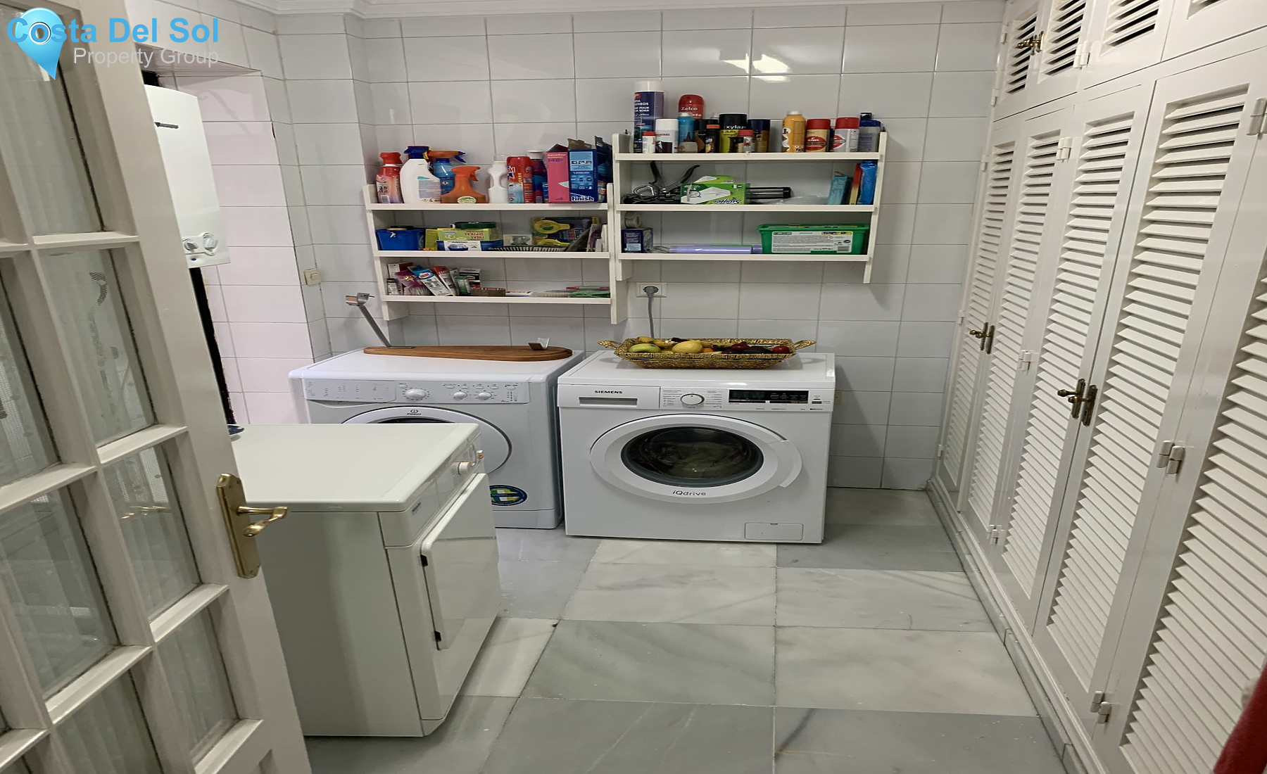 Middle Floor Apartment in Estepona-1395023