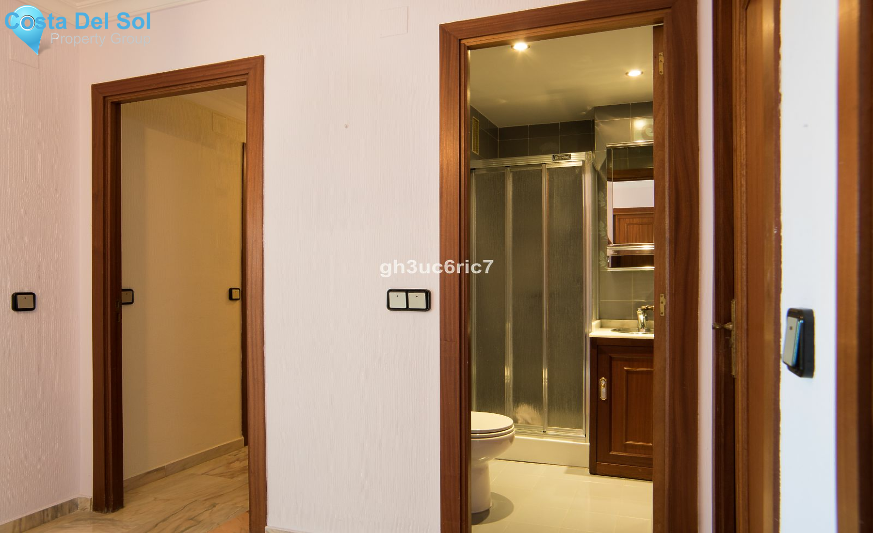 Middle Floor Apartment in Fuengirola-1218633