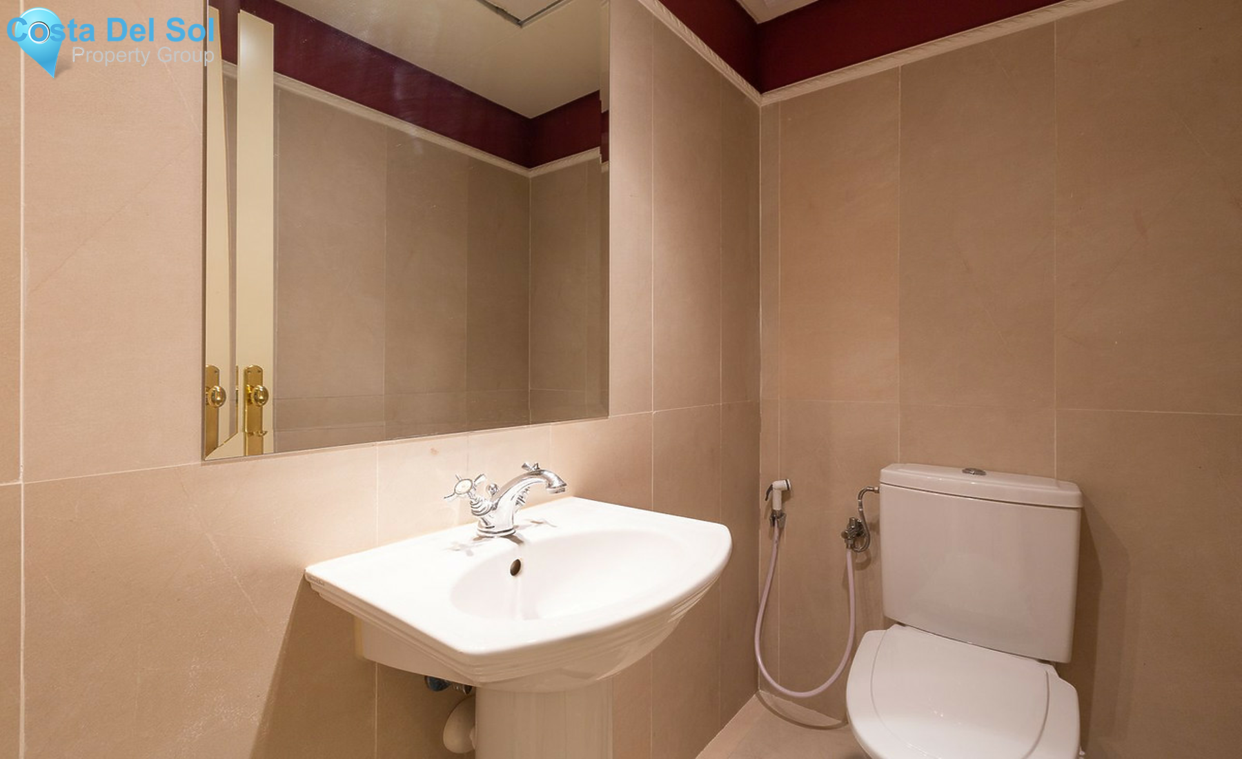 Middle Floor Apartment in Marbella-1406254