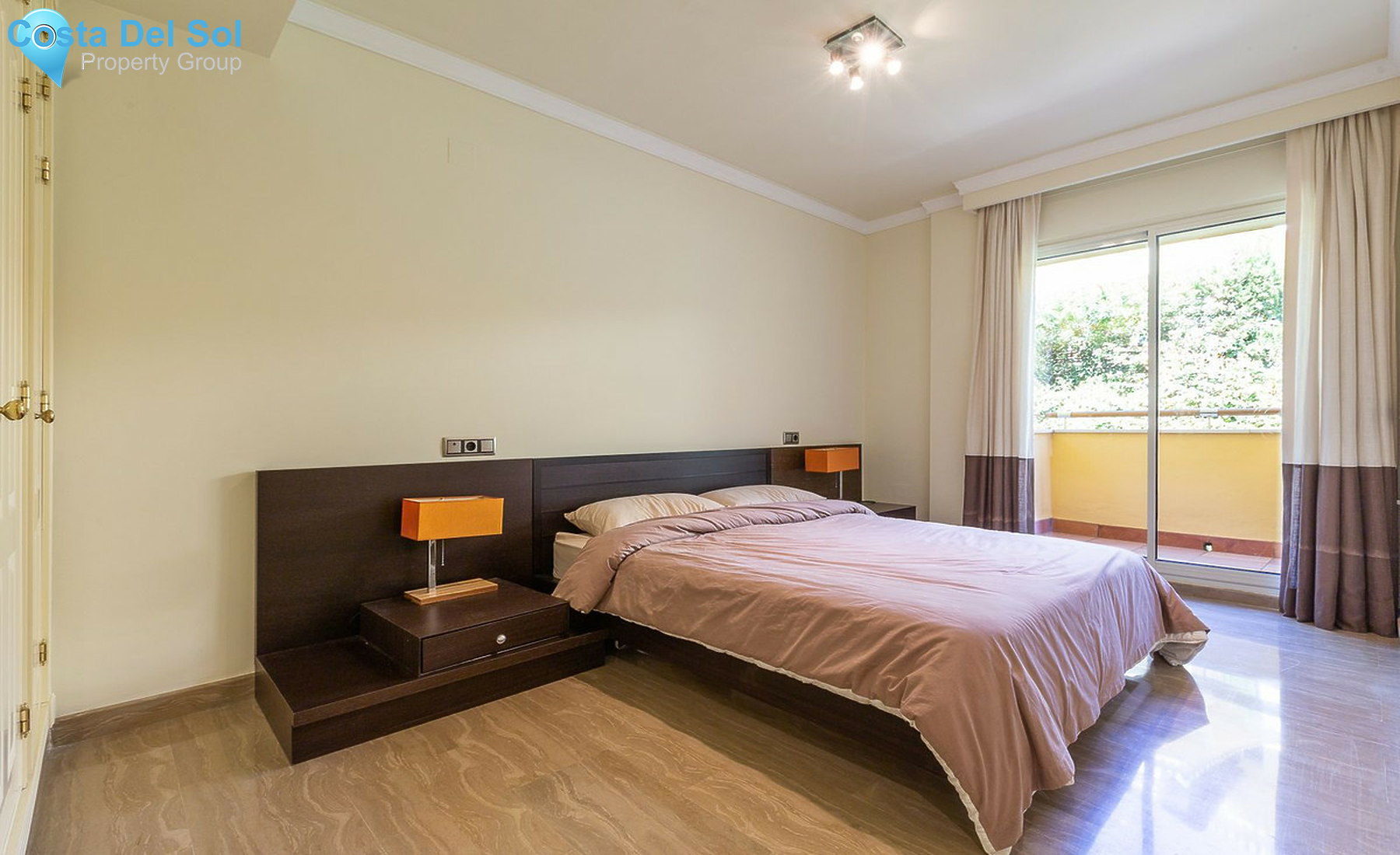 Middle Floor Apartment in Marbella-1406258