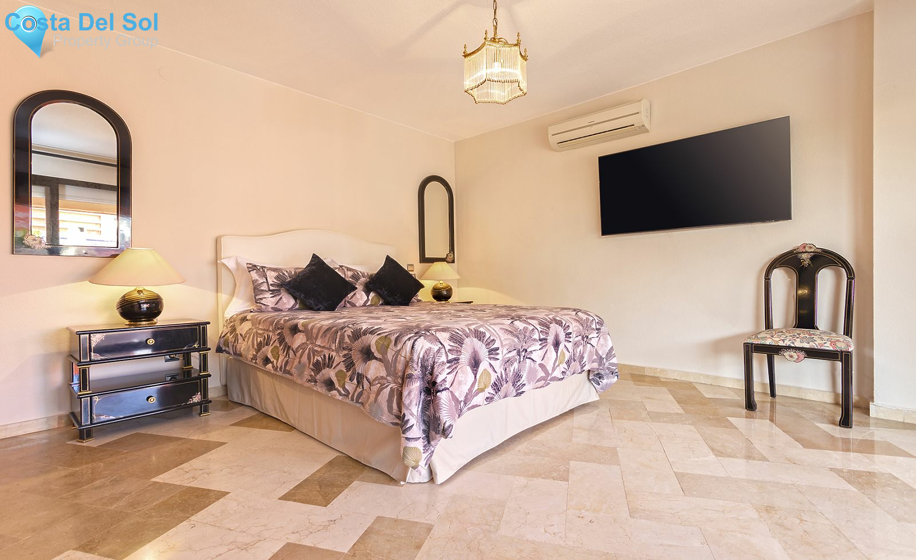 Middle Floor Apartment in Marbella-1195413
