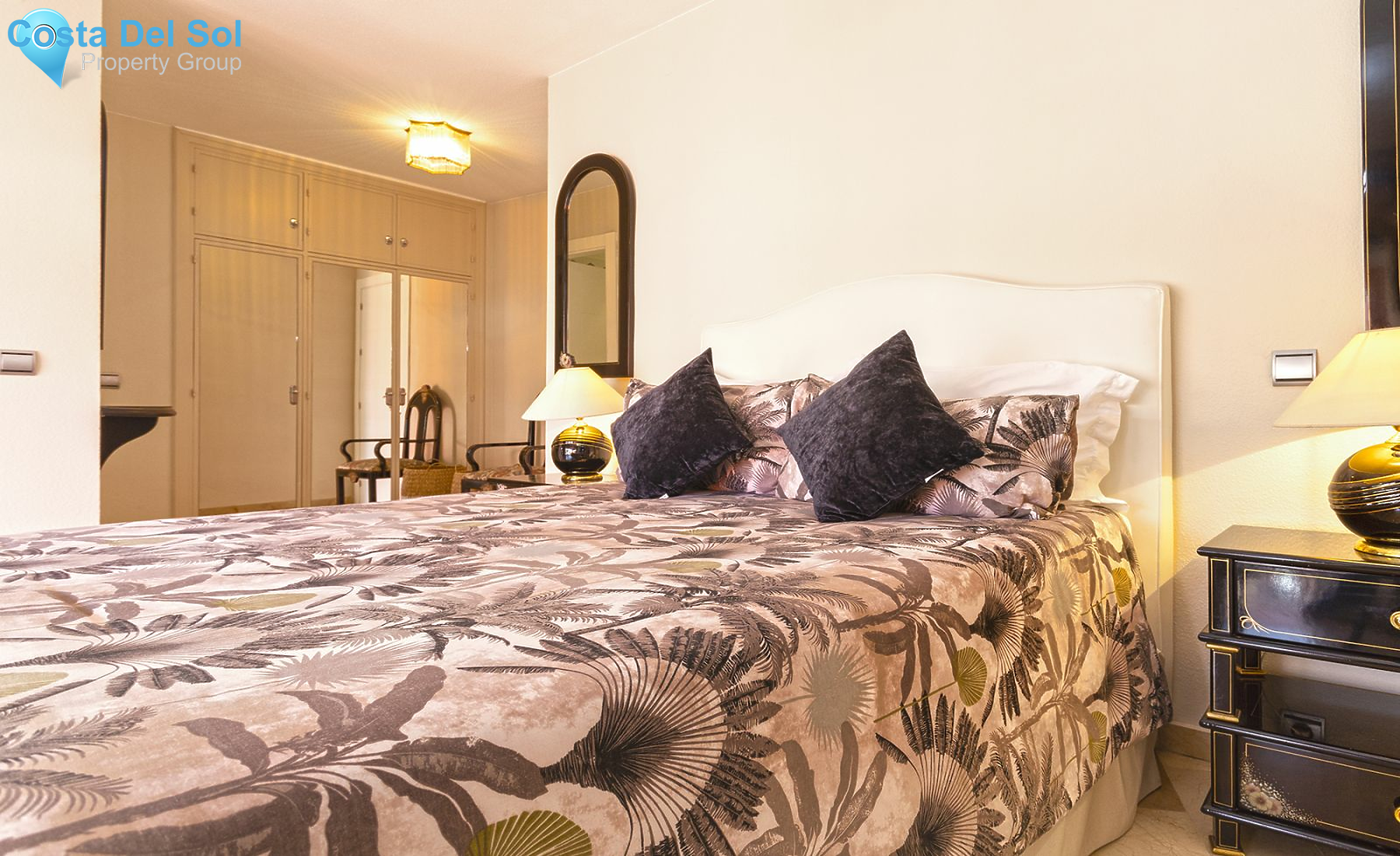 Middle Floor Apartment in Marbella-1195414