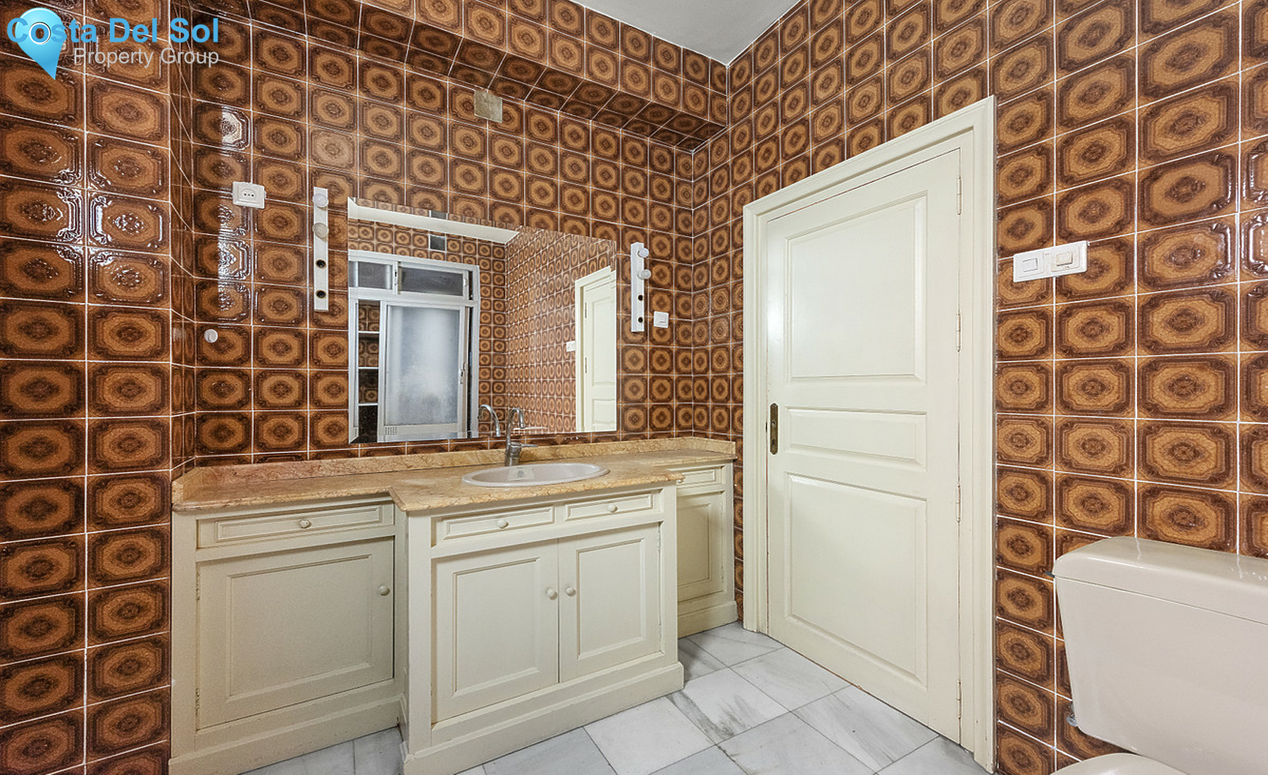 Middle Floor Apartment in Málaga-1265173