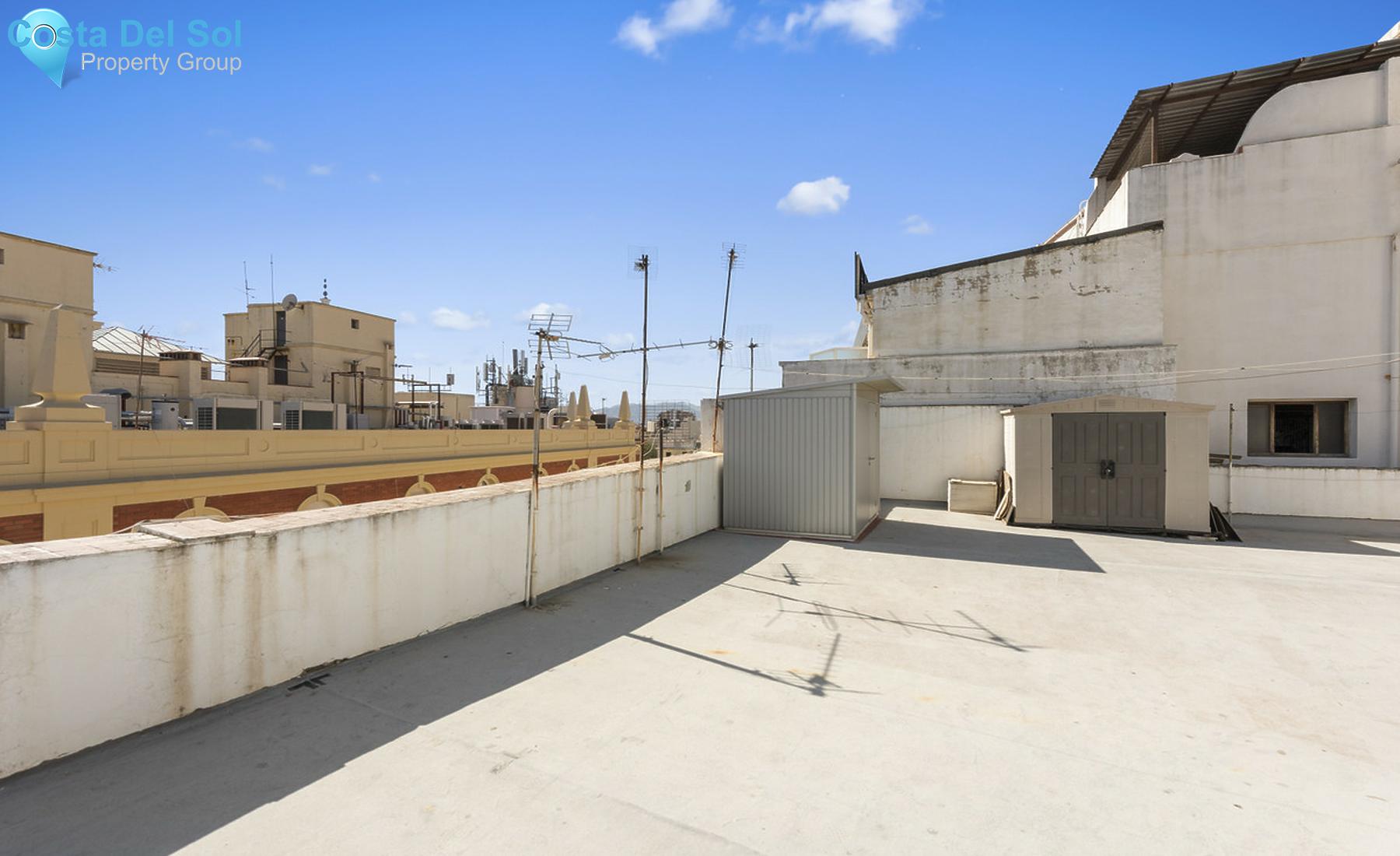 Middle Floor Apartment in Málaga-1265176