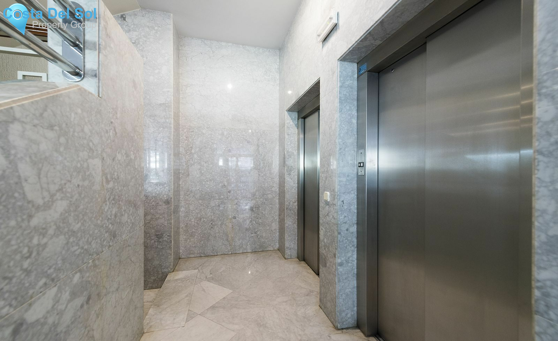 Middle Floor Apartment in Málaga-1153735