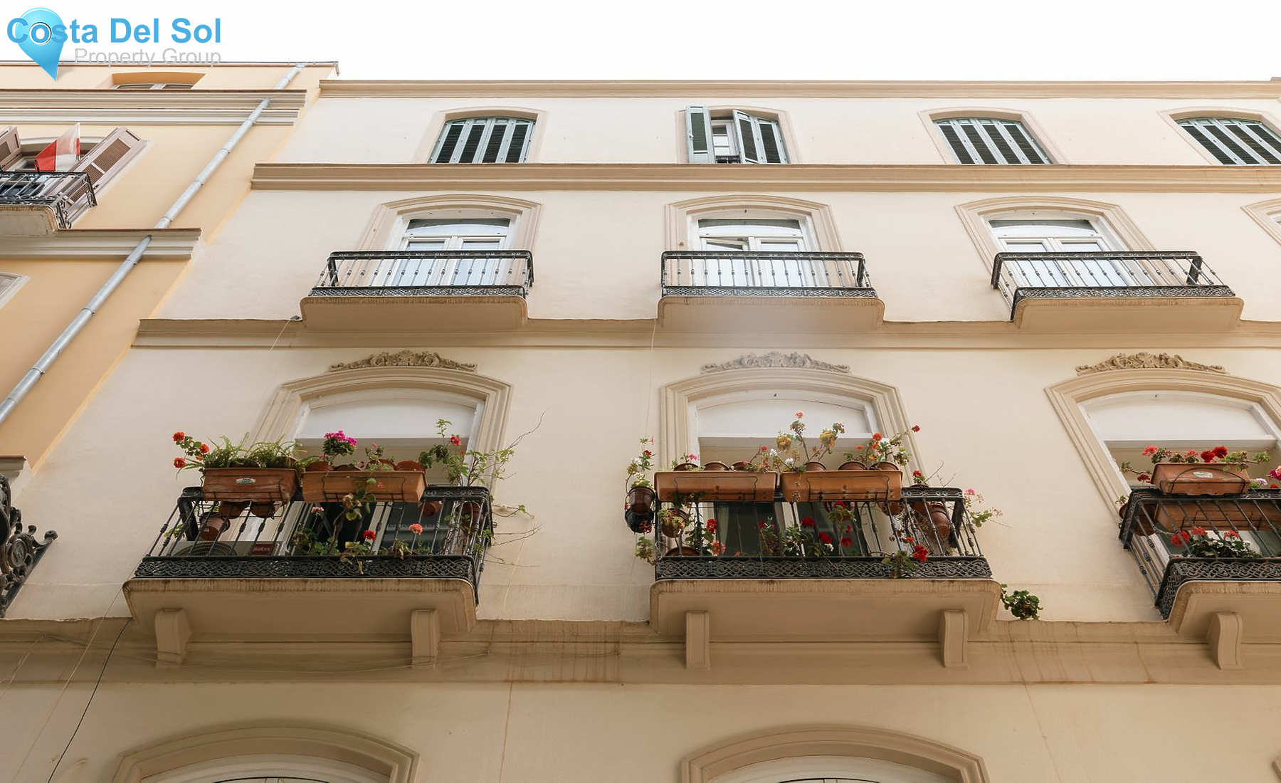 Middle Floor Apartment in Málaga-1174973