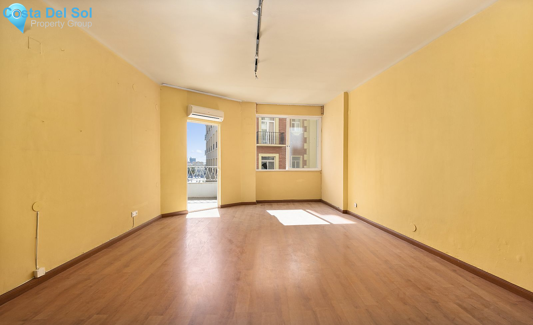 Middle Floor Apartment in Málaga-1177229