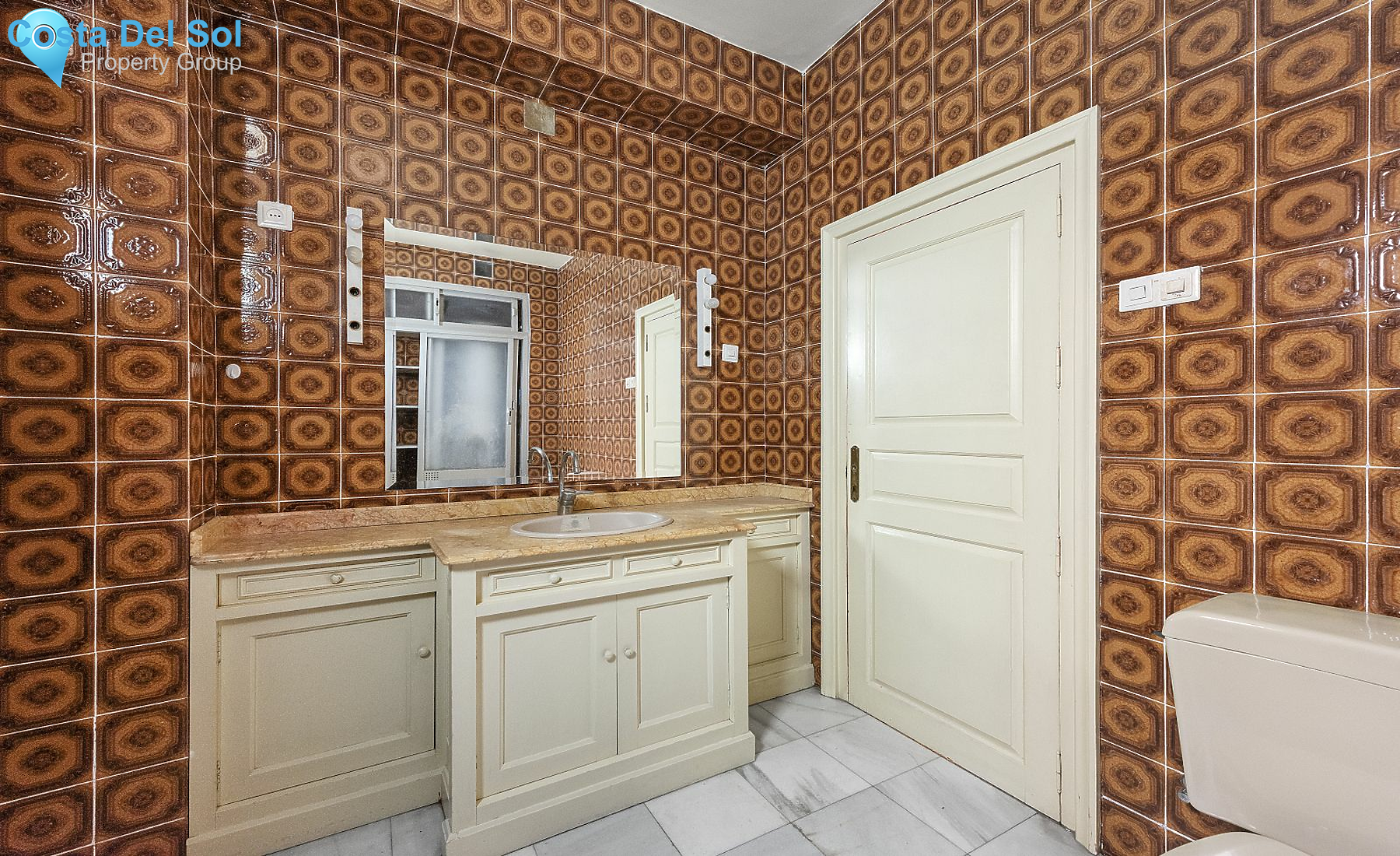 Middle Floor Apartment in Málaga-1177231