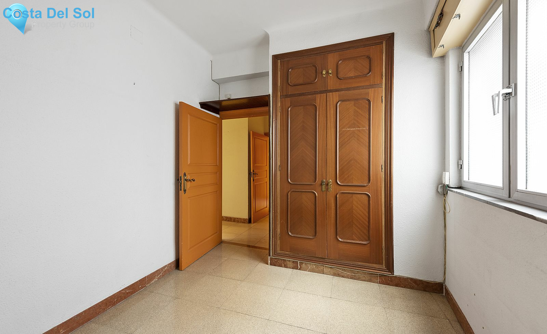 Middle Floor Apartment in Málaga-1177222