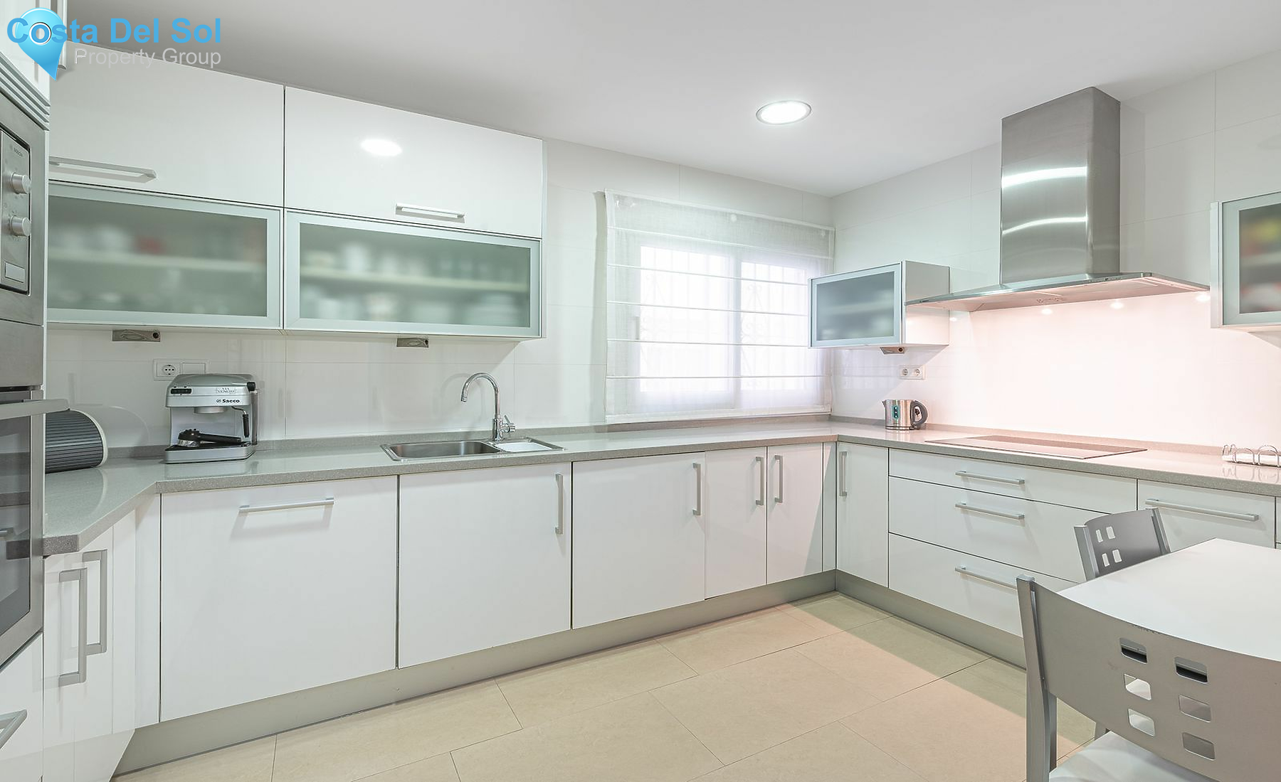 Middle Floor Apartment in Málaga-1516520