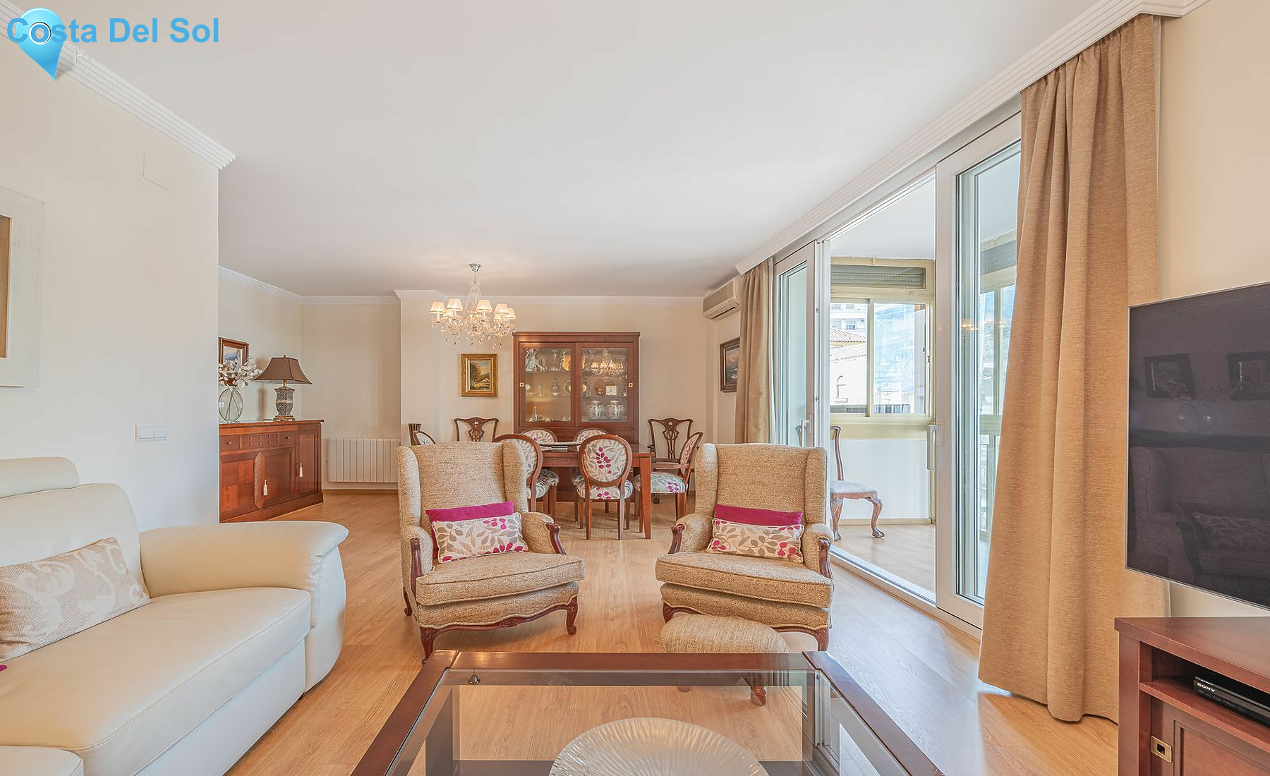 Middle Floor Apartment in Málaga-1516508