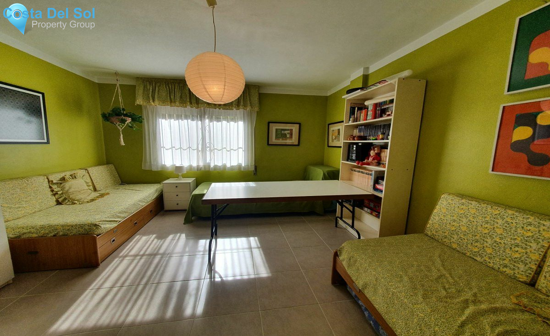 Middle Floor Apartment in Nueva Andalucía-1206684