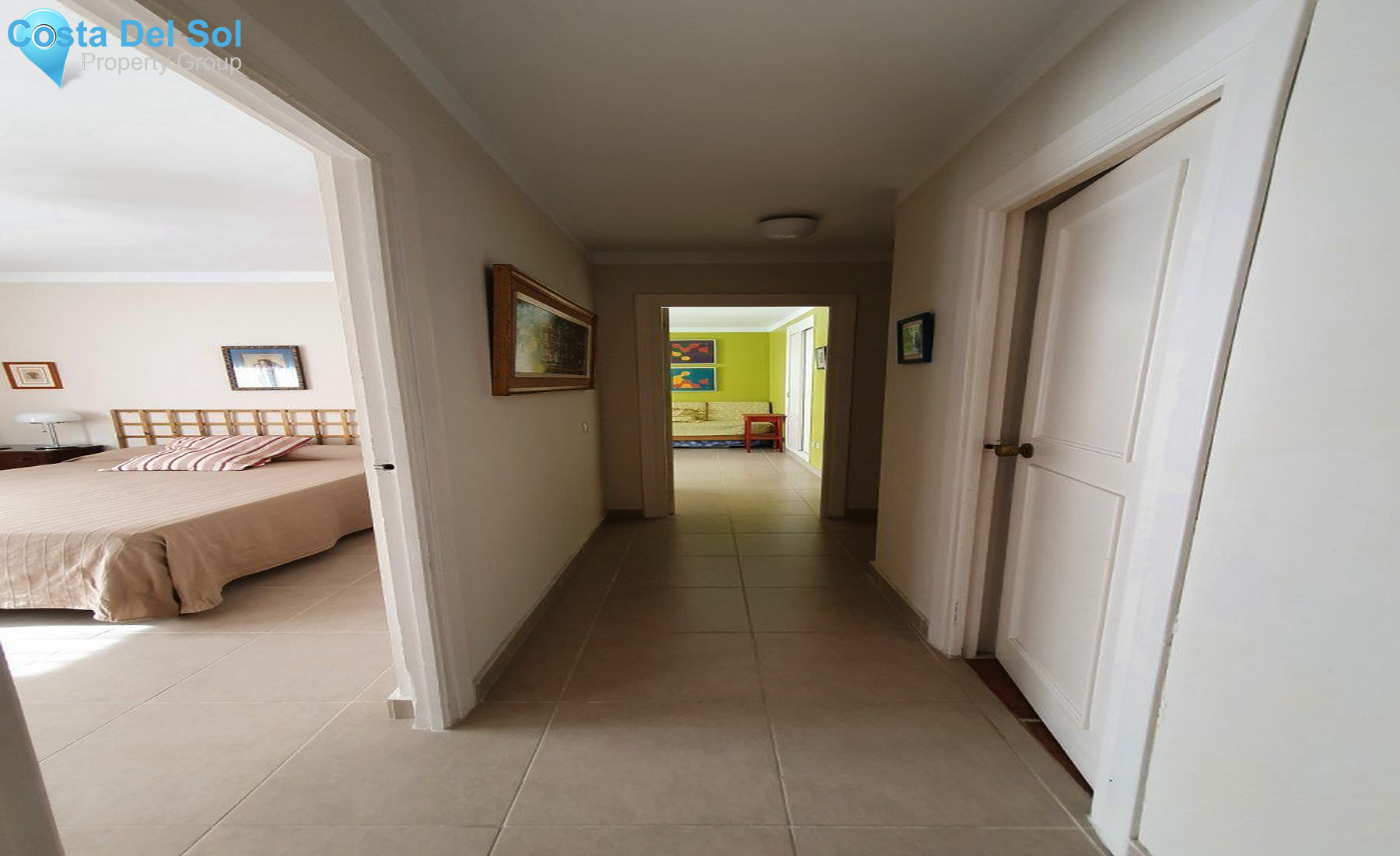 Middle Floor Apartment in Nueva Andalucía-1206685