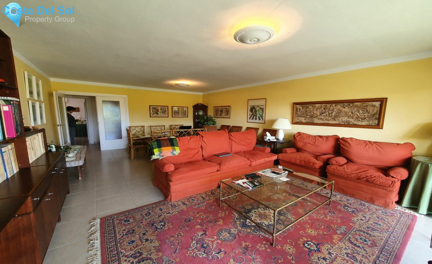 Middle Floor Apartment in Nueva Andalucía-1206669