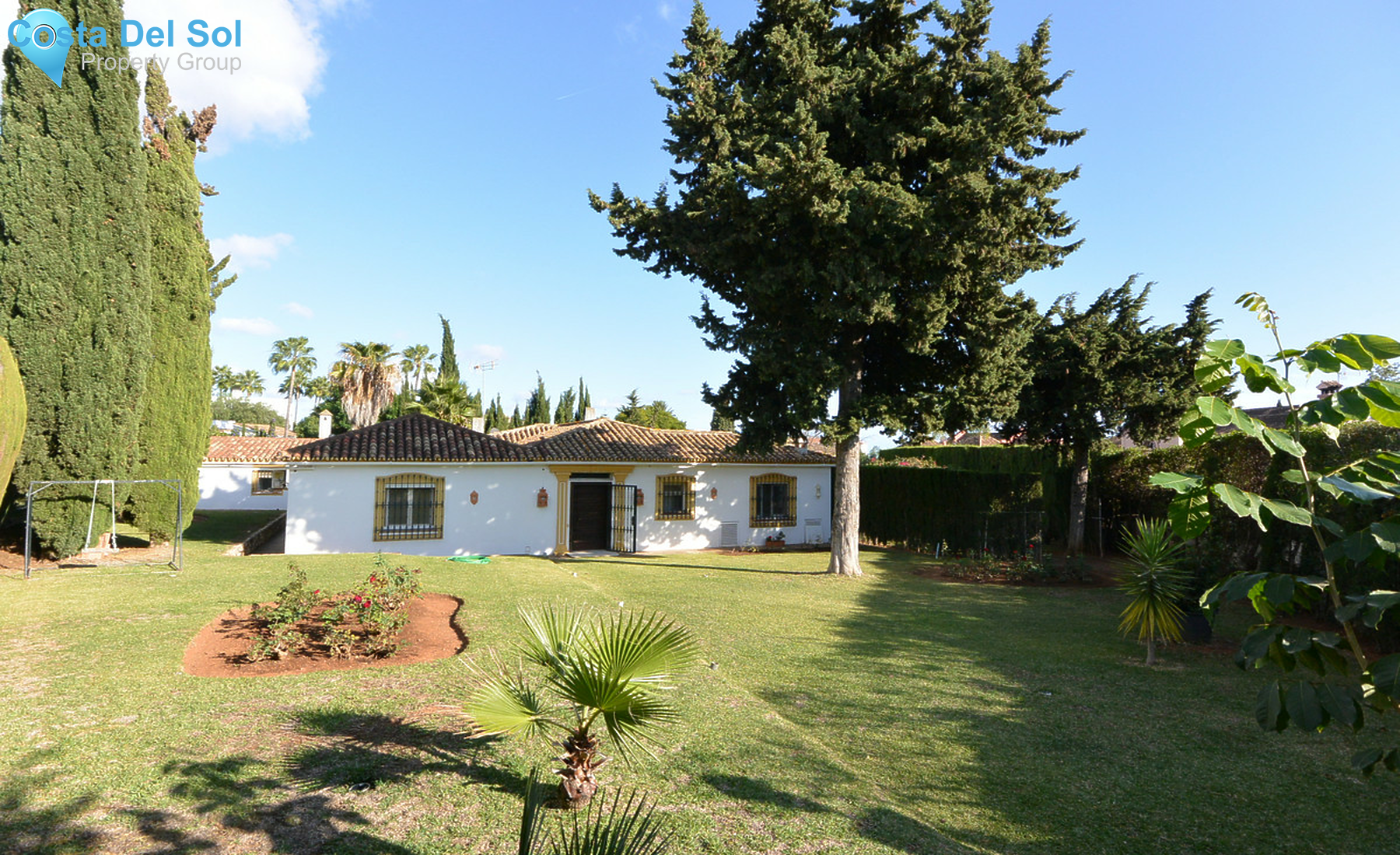 Residential Plot in Marbella-1327414