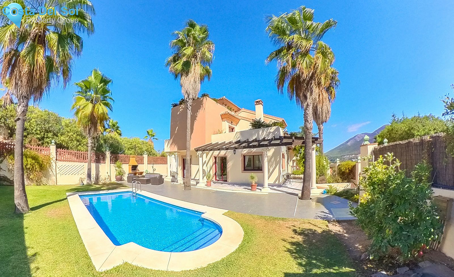 Semi-Detached House in Coín