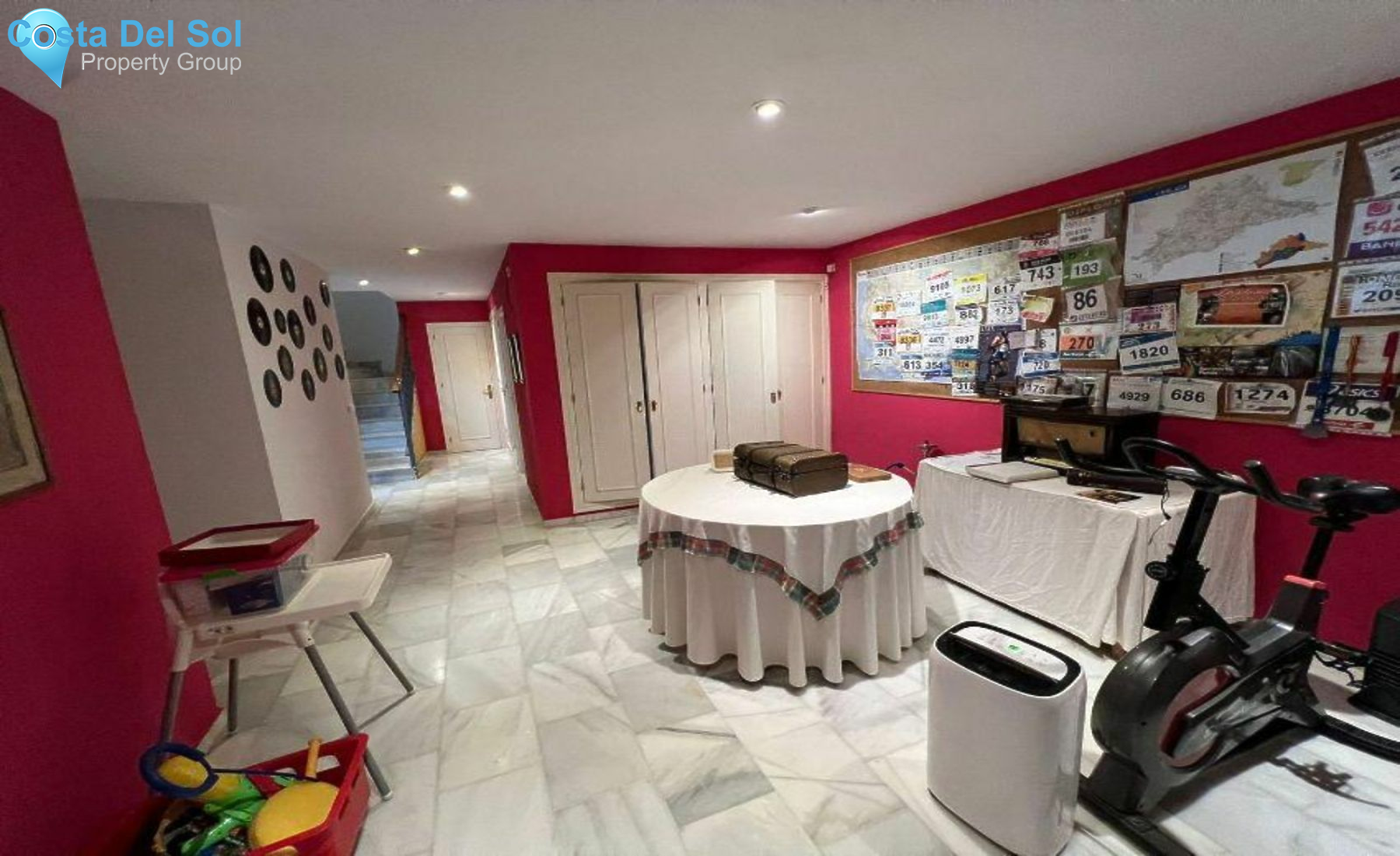 Semi-Detached House in Elviria-1213180