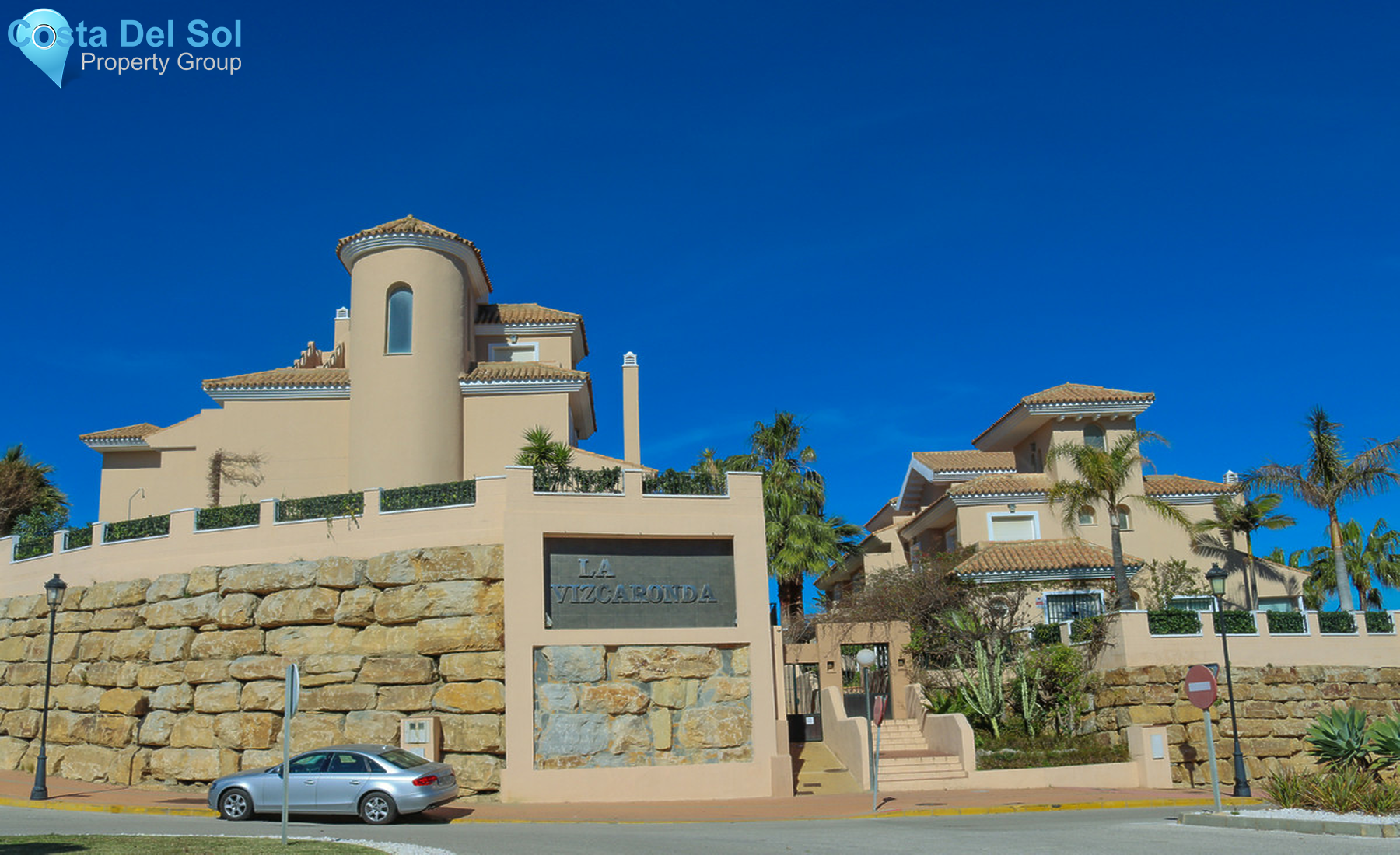 Semi-Detached House in La Duquesa-1253270