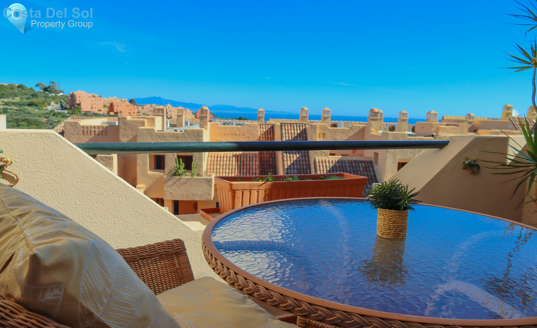 Semi-Detached House in La Duquesa-1253273