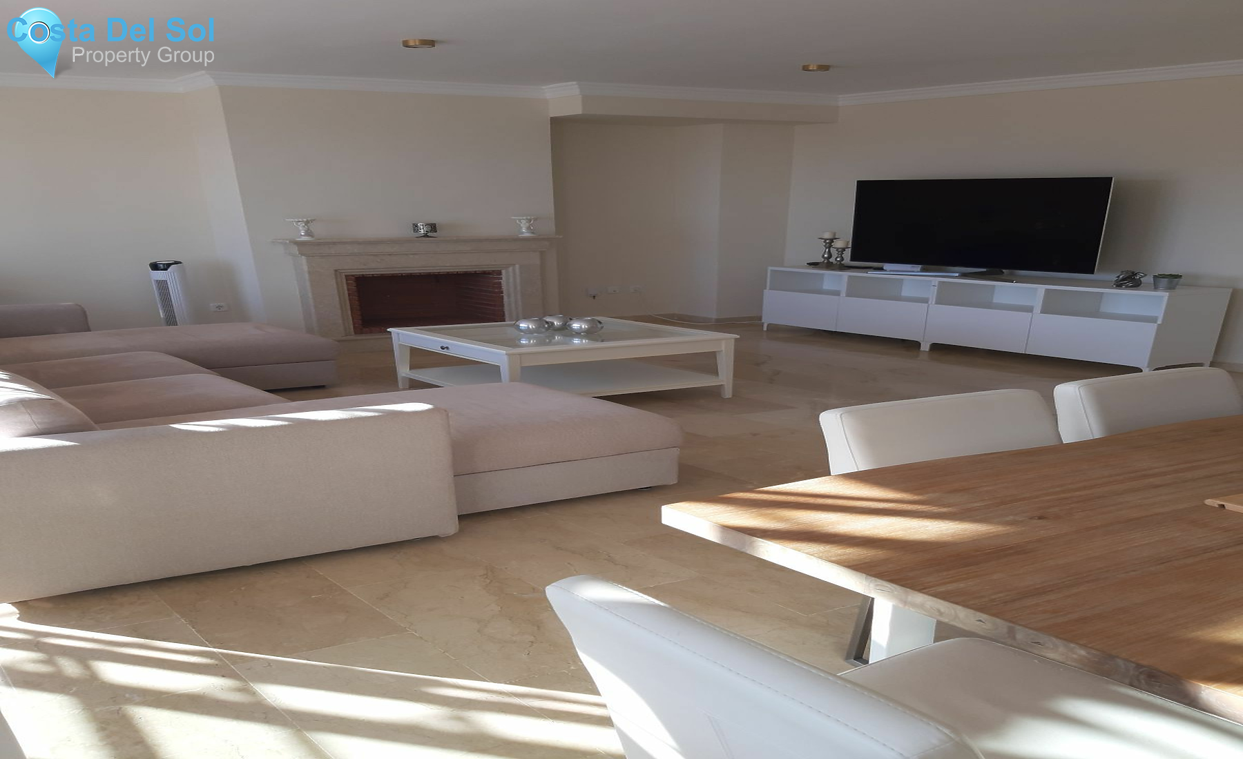 Semi-Detached House in Limonar-1179022