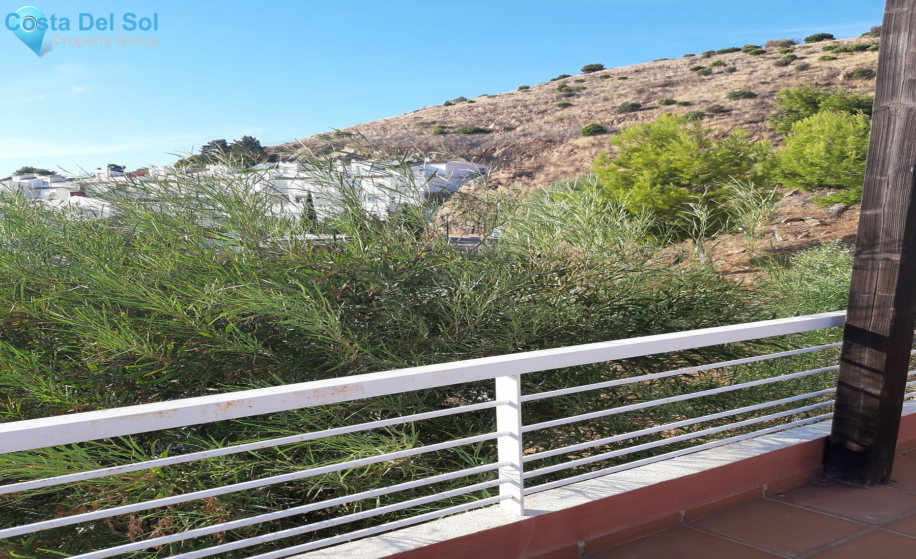 Semi-Detached House in Limonar-1179025