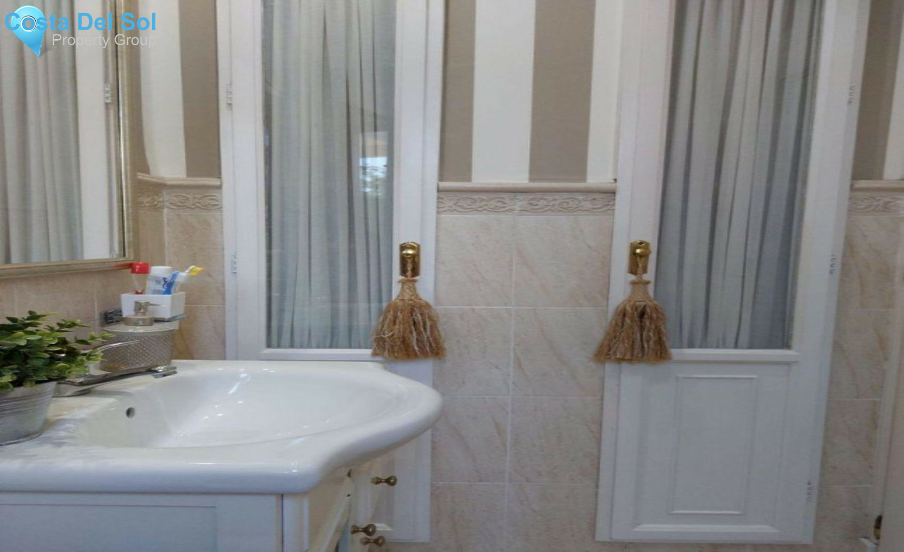 Semi-Detached House in Marbella-1247524