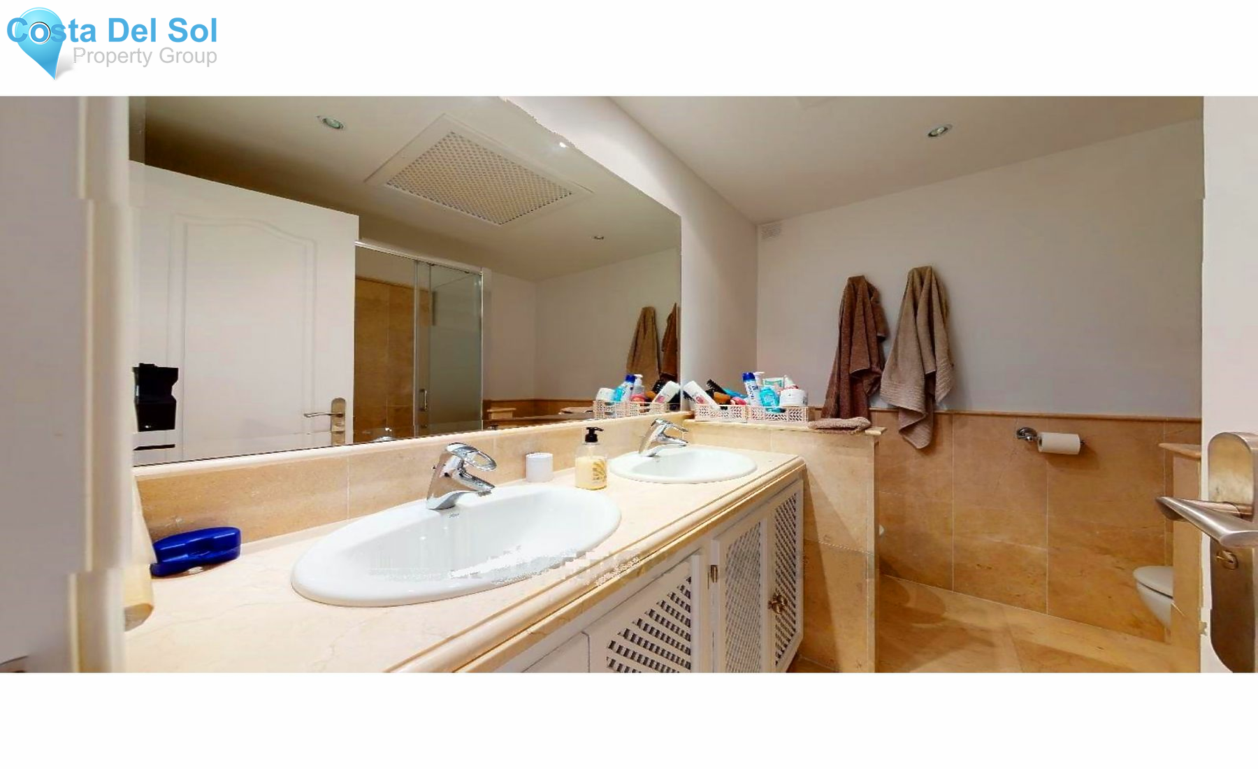 Semi-Detached House in Marbella-1163072