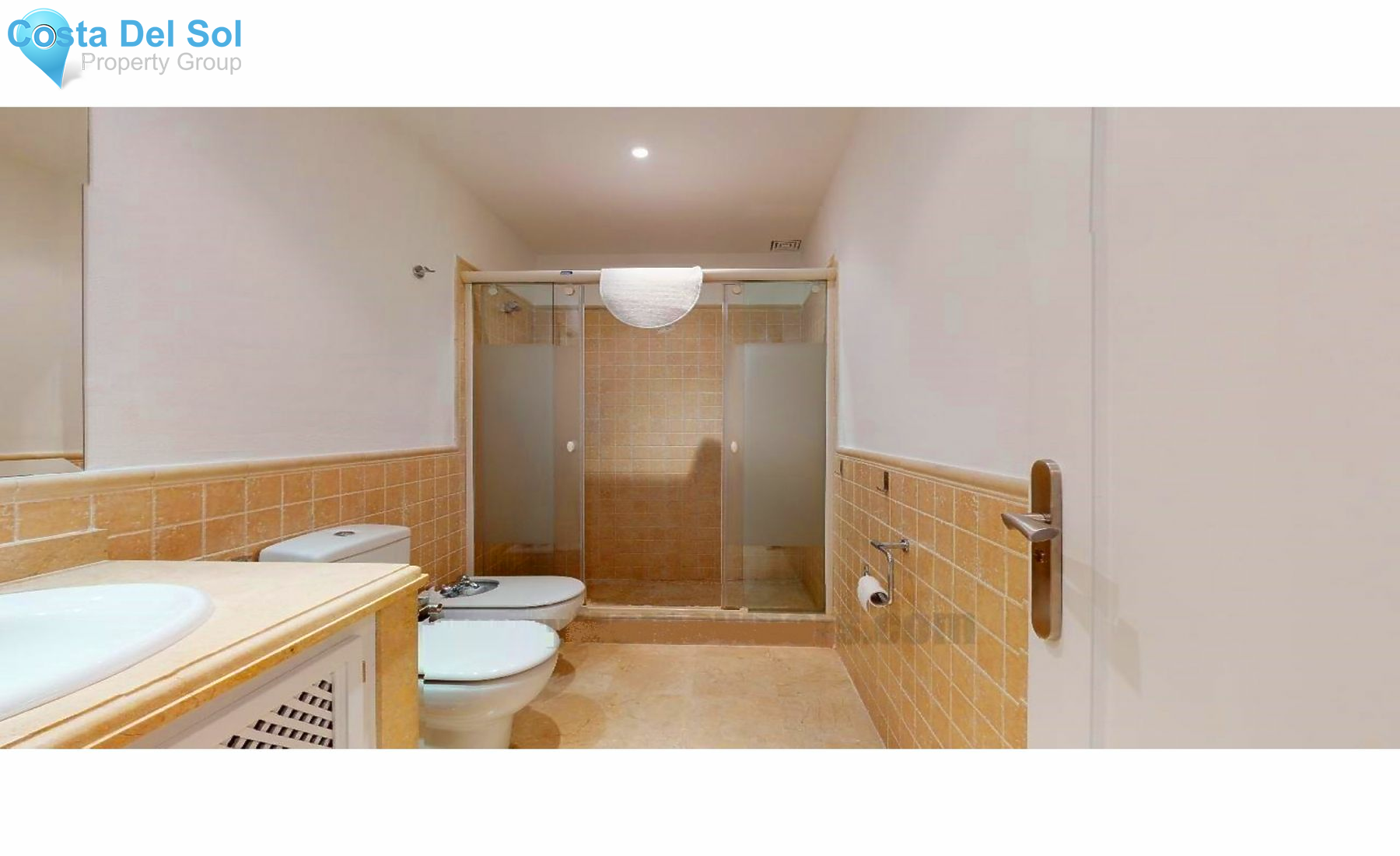 Semi-Detached House in Marbella-1163073