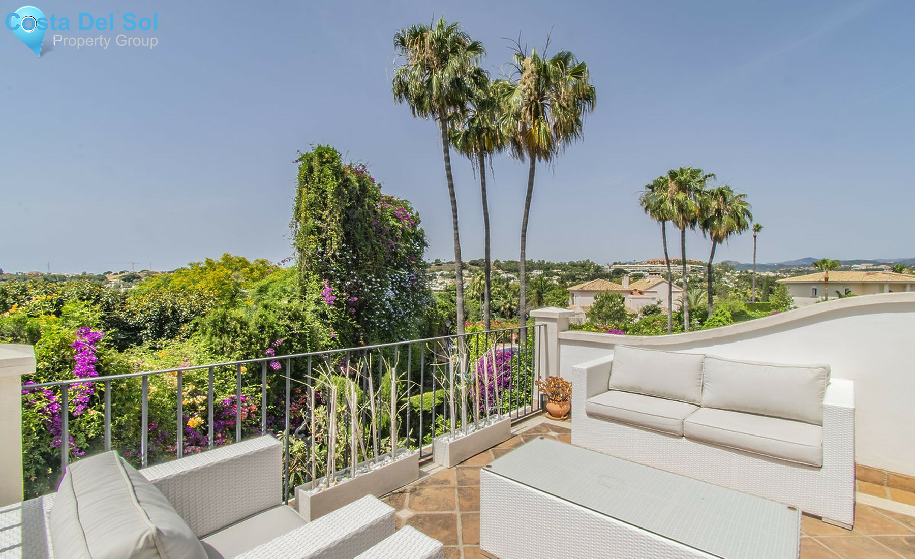 Semi-Detached House in Nueva Andalucía-1254615