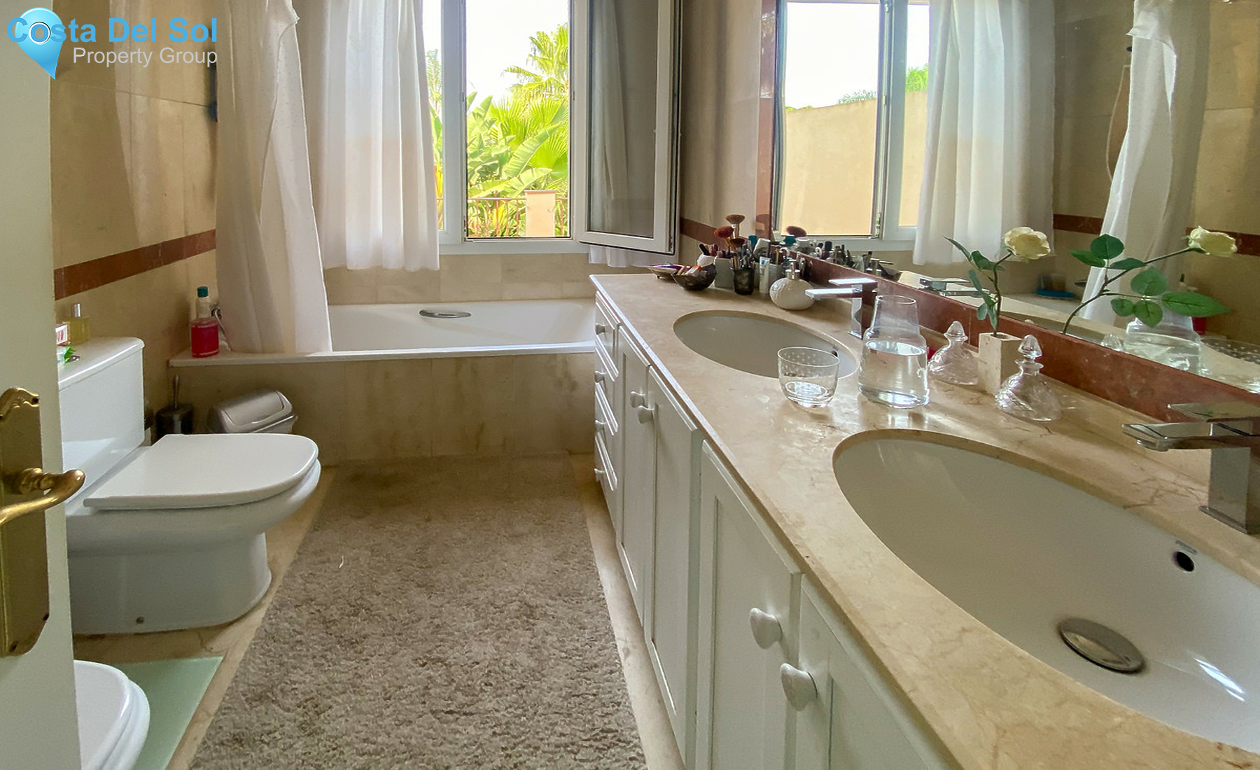 Semi-Detached House in Nueva Andalucía-1255373