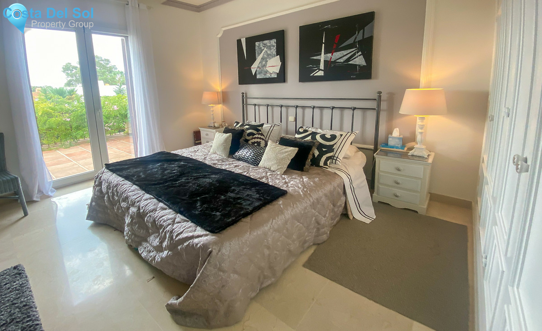 Semi-Detached House in Nueva Andalucía-1255378