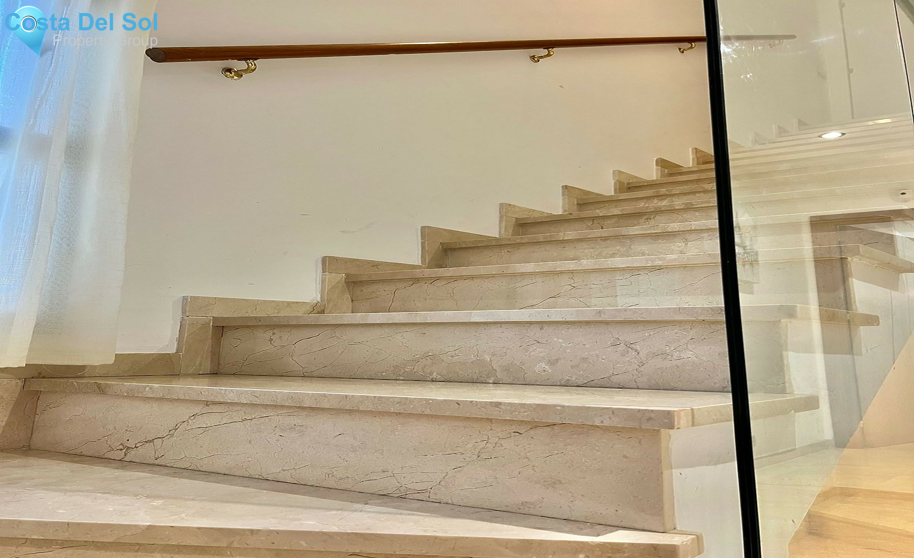 Semi-Detached House in Nueva Andalucía-1412833