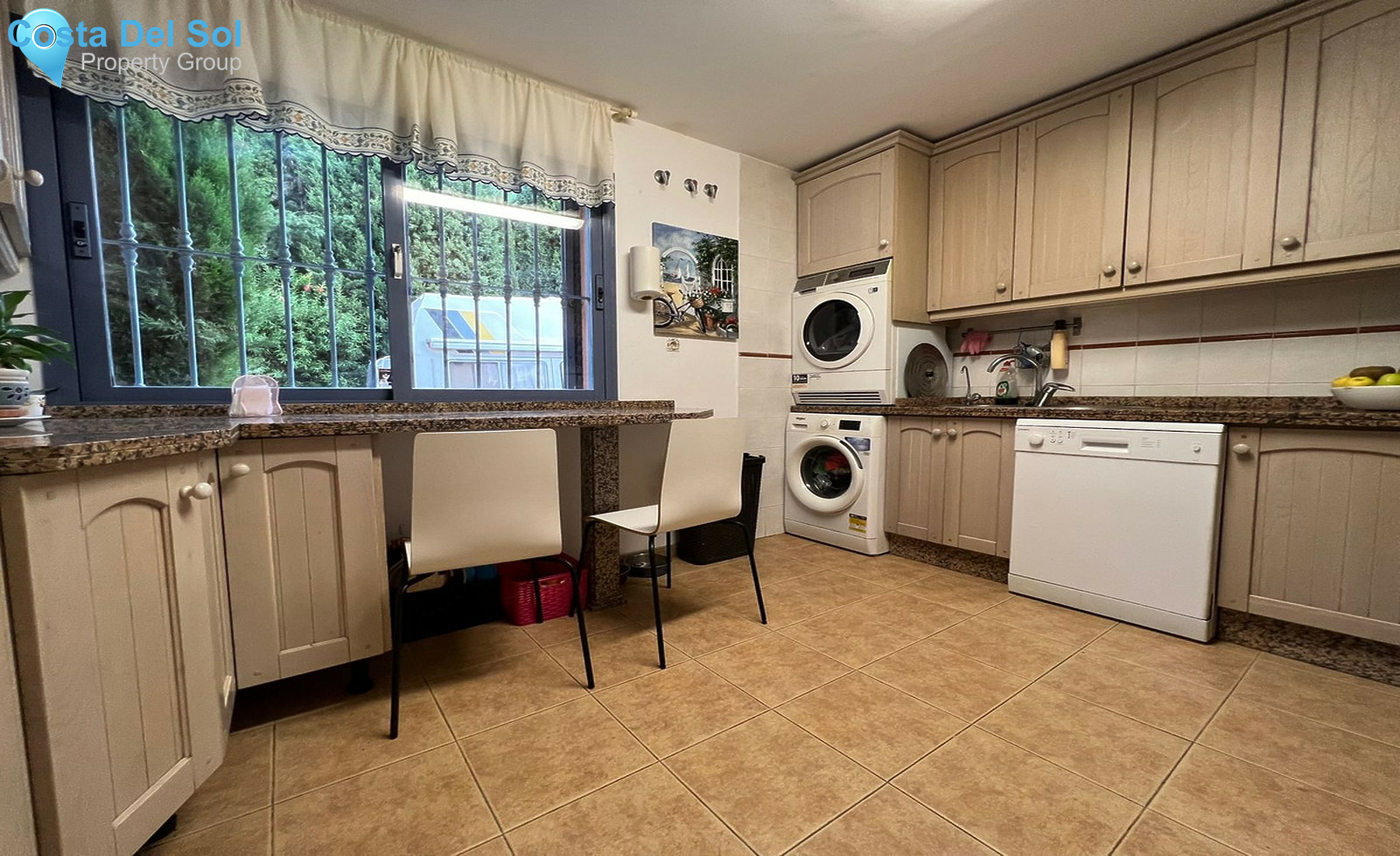 Semi-Detached House in Nueva Andalucía-1412820