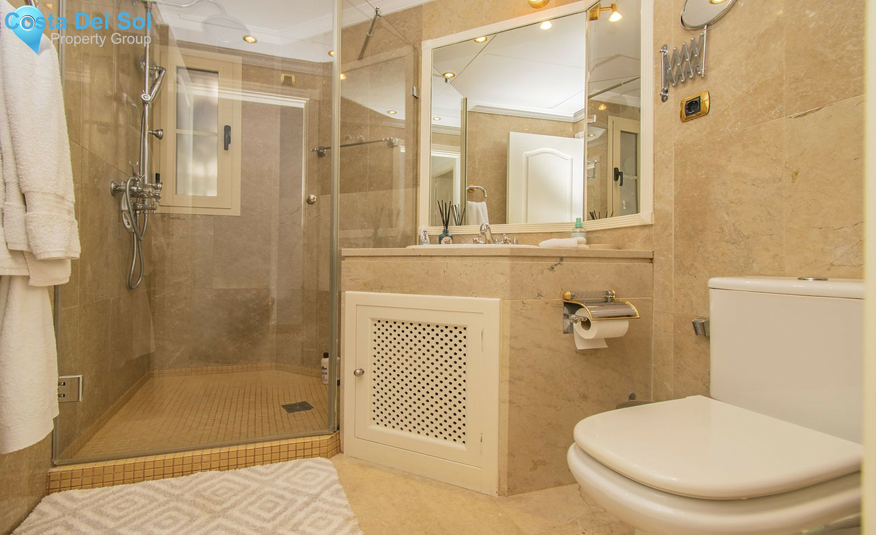 Semi-Detached House in Nueva Andalucía