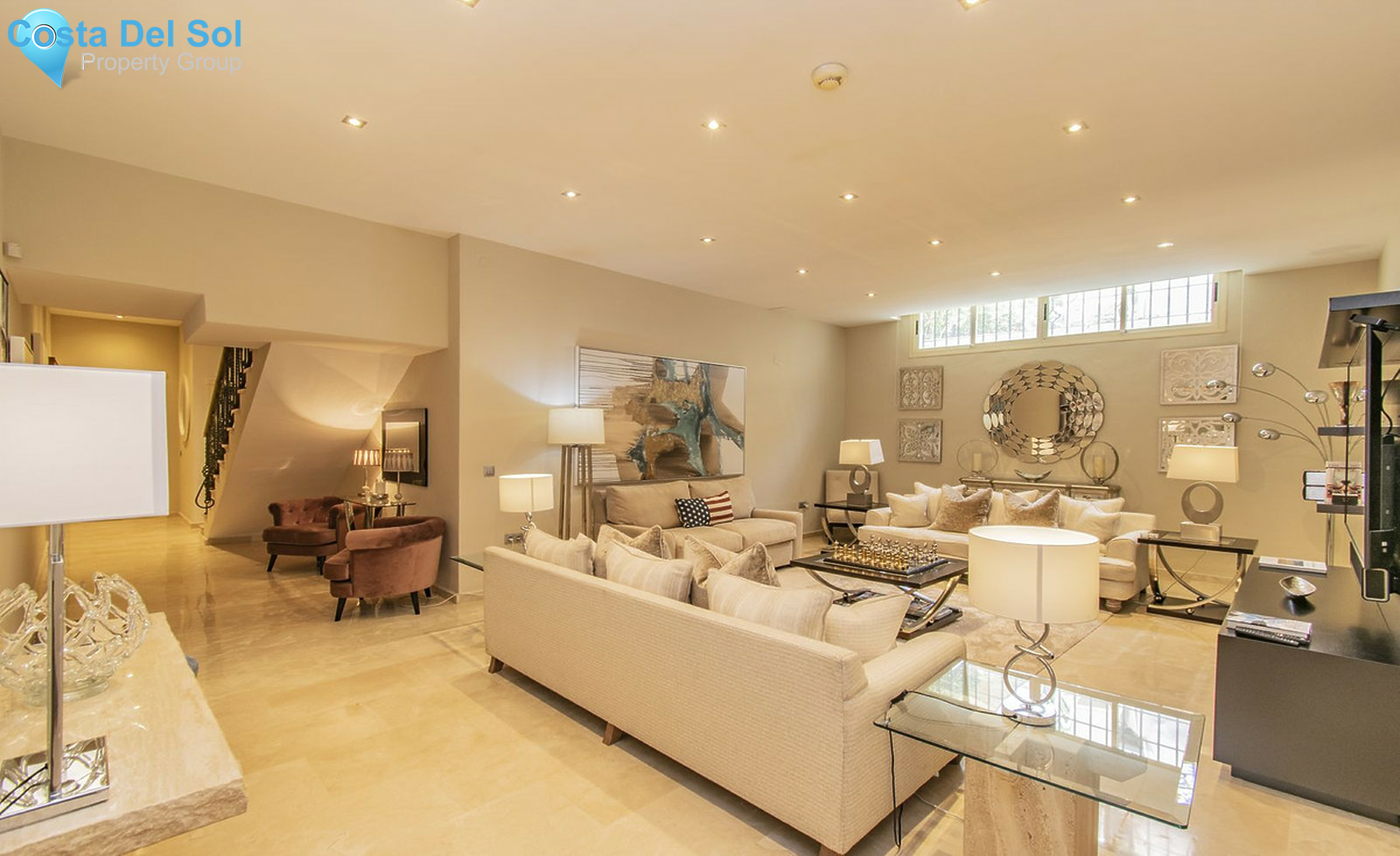 Semi-Detached House in Nueva Andalucía-1521658