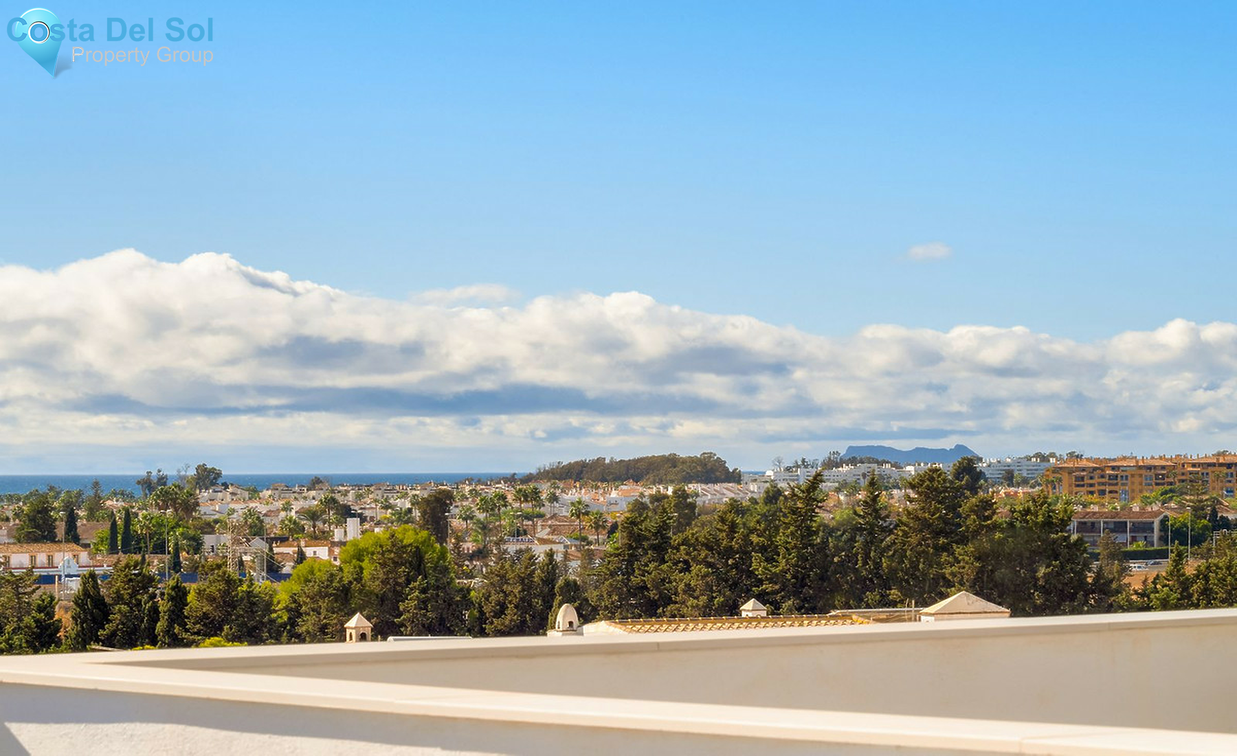 Semi-Detached House in Nueva Andalucía-1537261