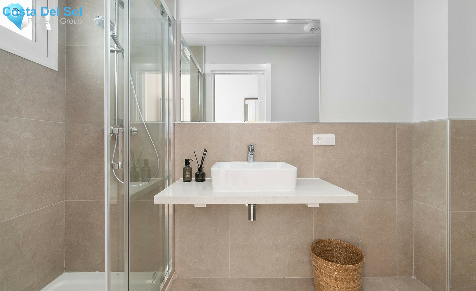 Semi-Detached House in Nueva Andalucía-1537252