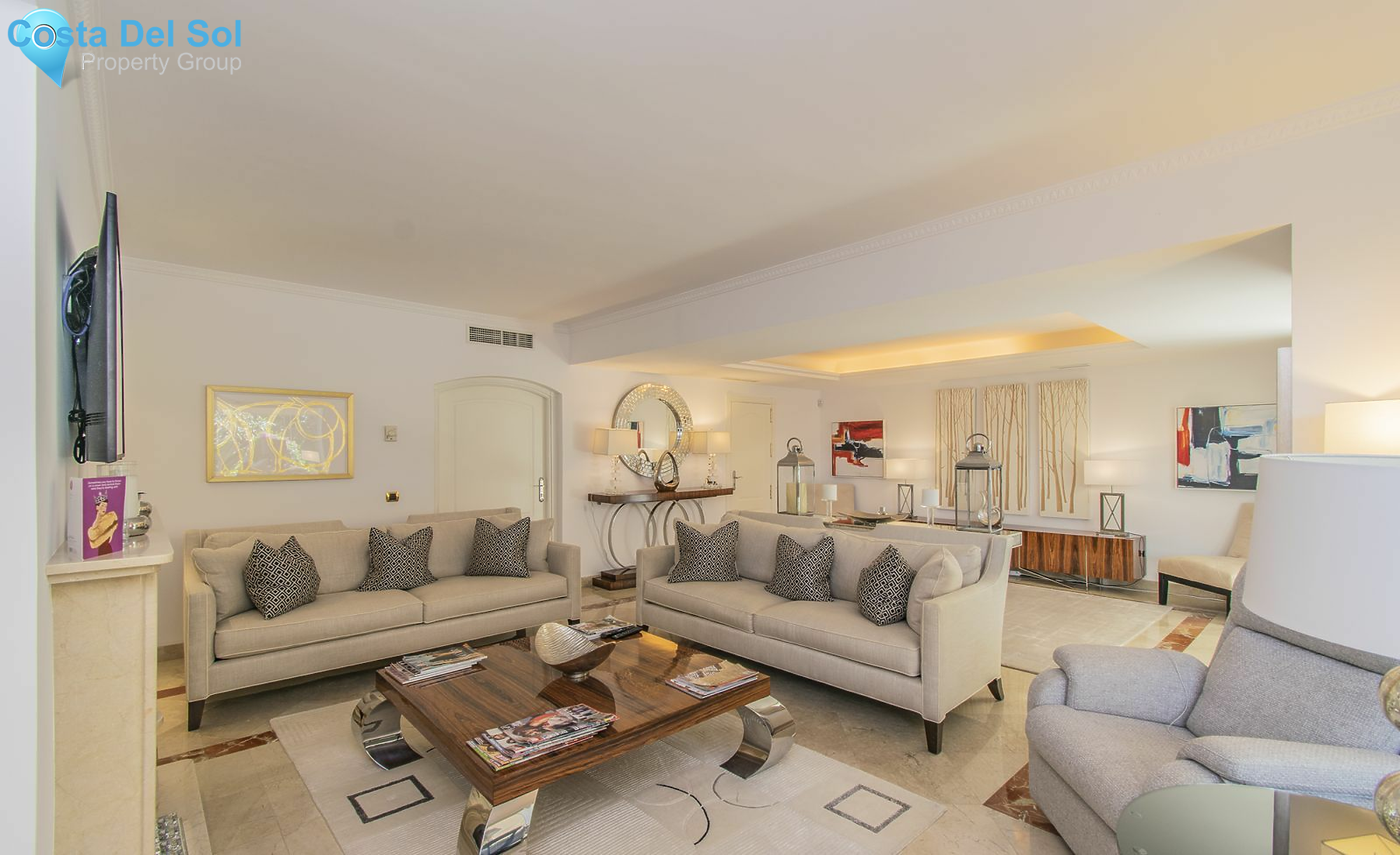 Semi-Detached House in Nueva Andalucía-1153351