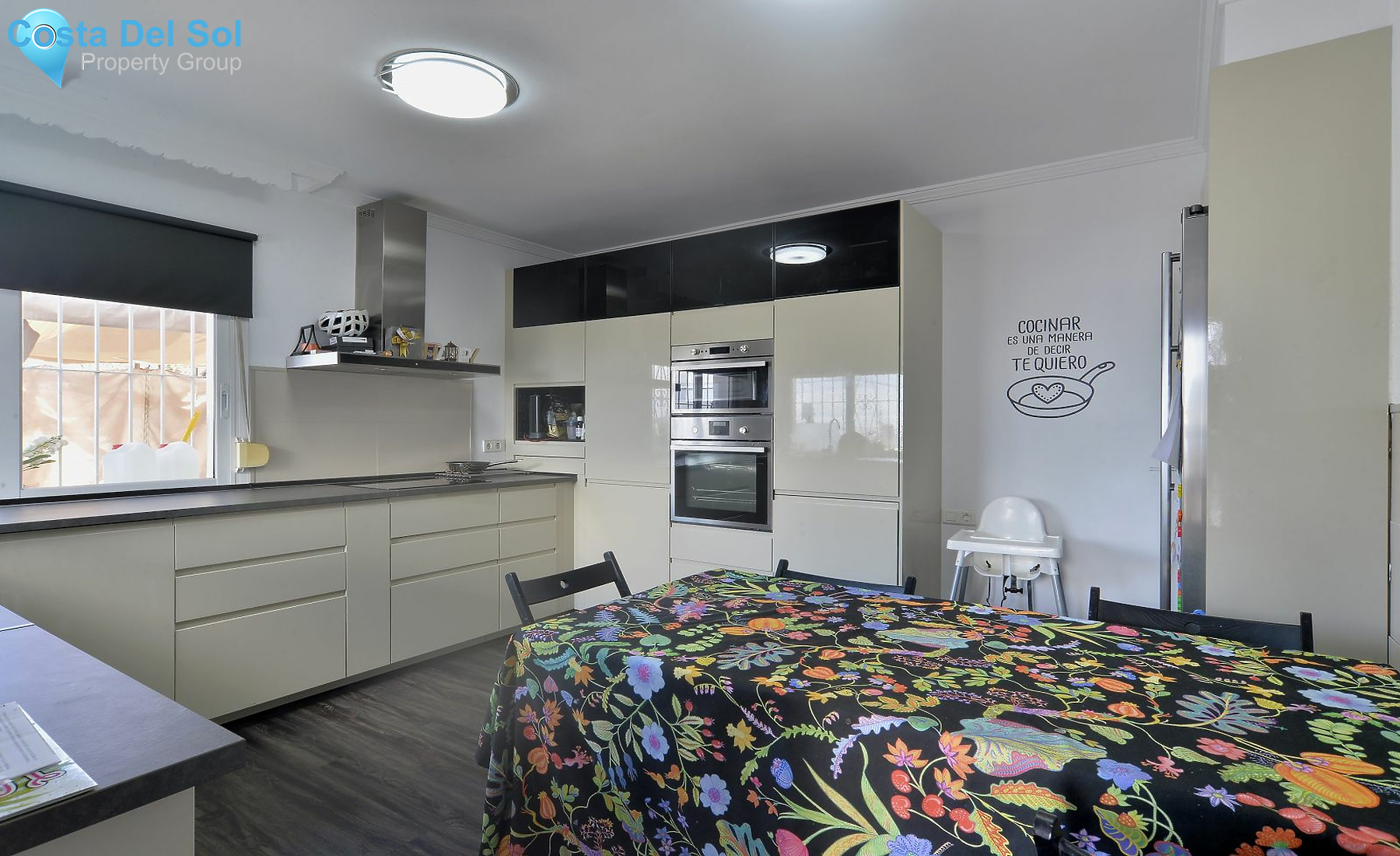 Semi-Detached House in Nueva Andalucía-1166714