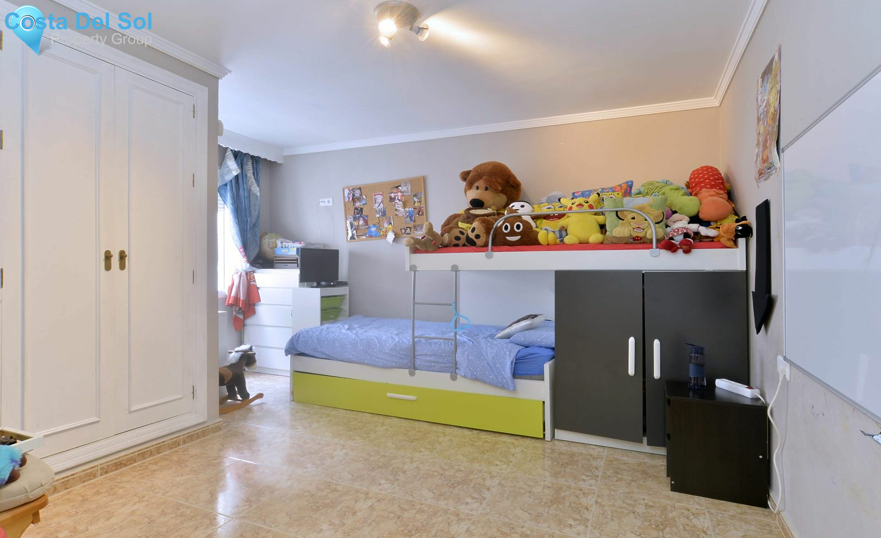 Semi-Detached House in Nueva Andalucía-1166704