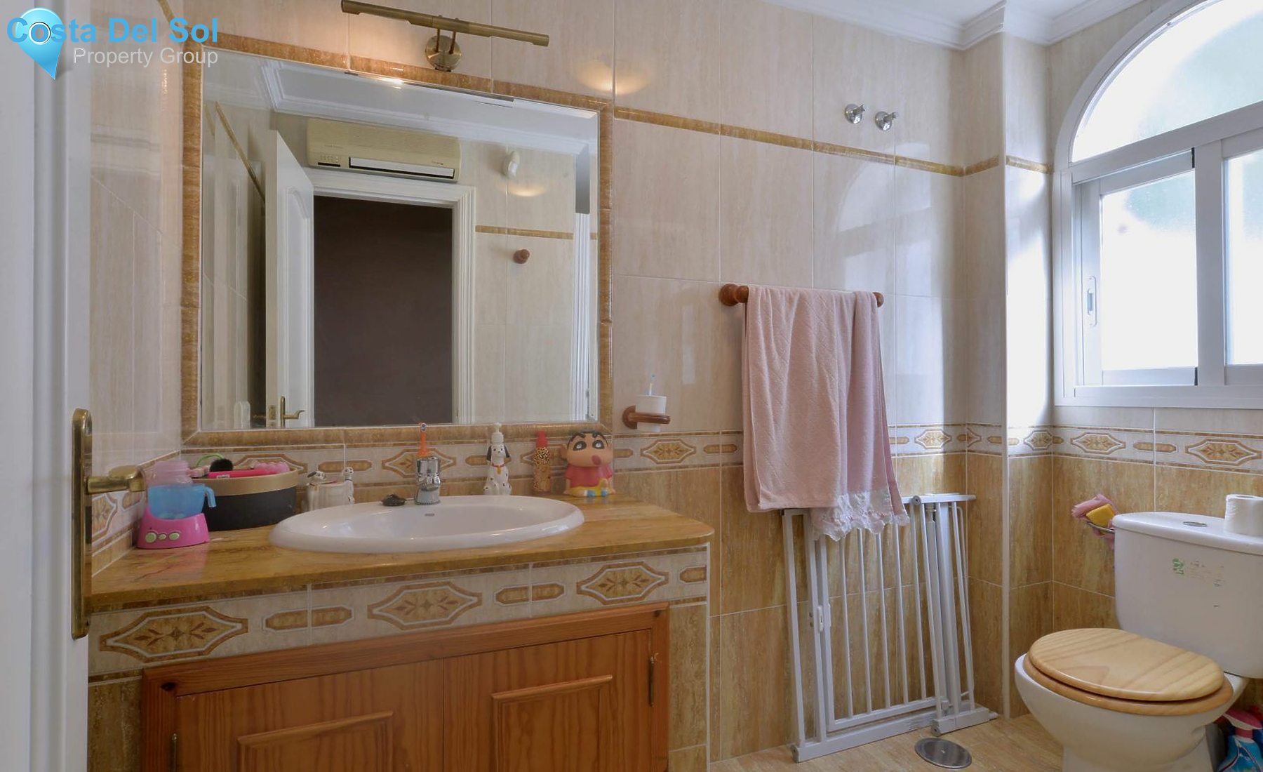 Semi-Detached House in Nueva Andalucía-1166707